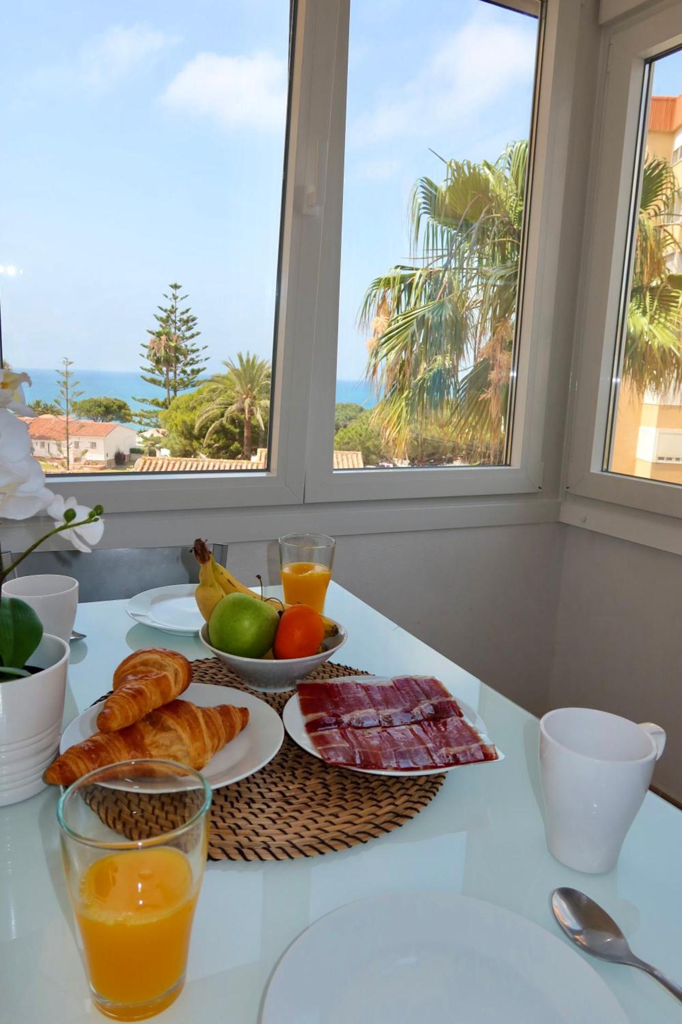 Lujoso Piso Con Vista Al Mar En La Cala De Mijas * Málaga