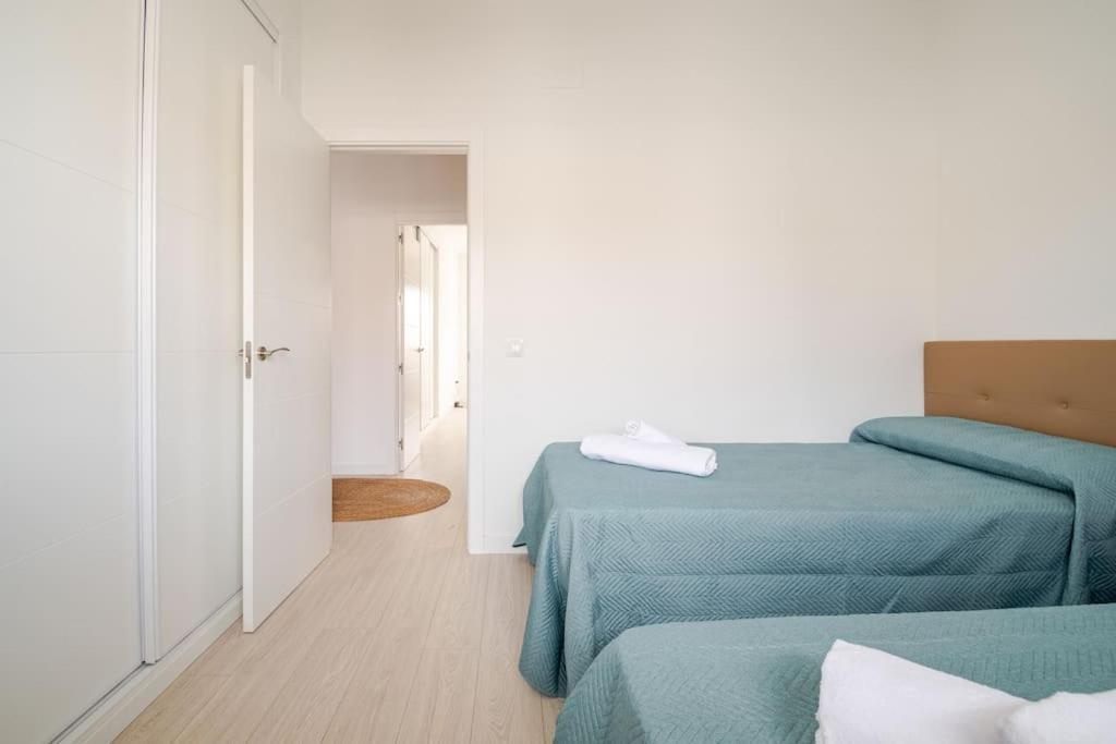 Nuevo, Disfruta Del Silencio, Familias Con Ninos, Aire Acondicionado, 2 Banos , Playa Appartement Benajarafe