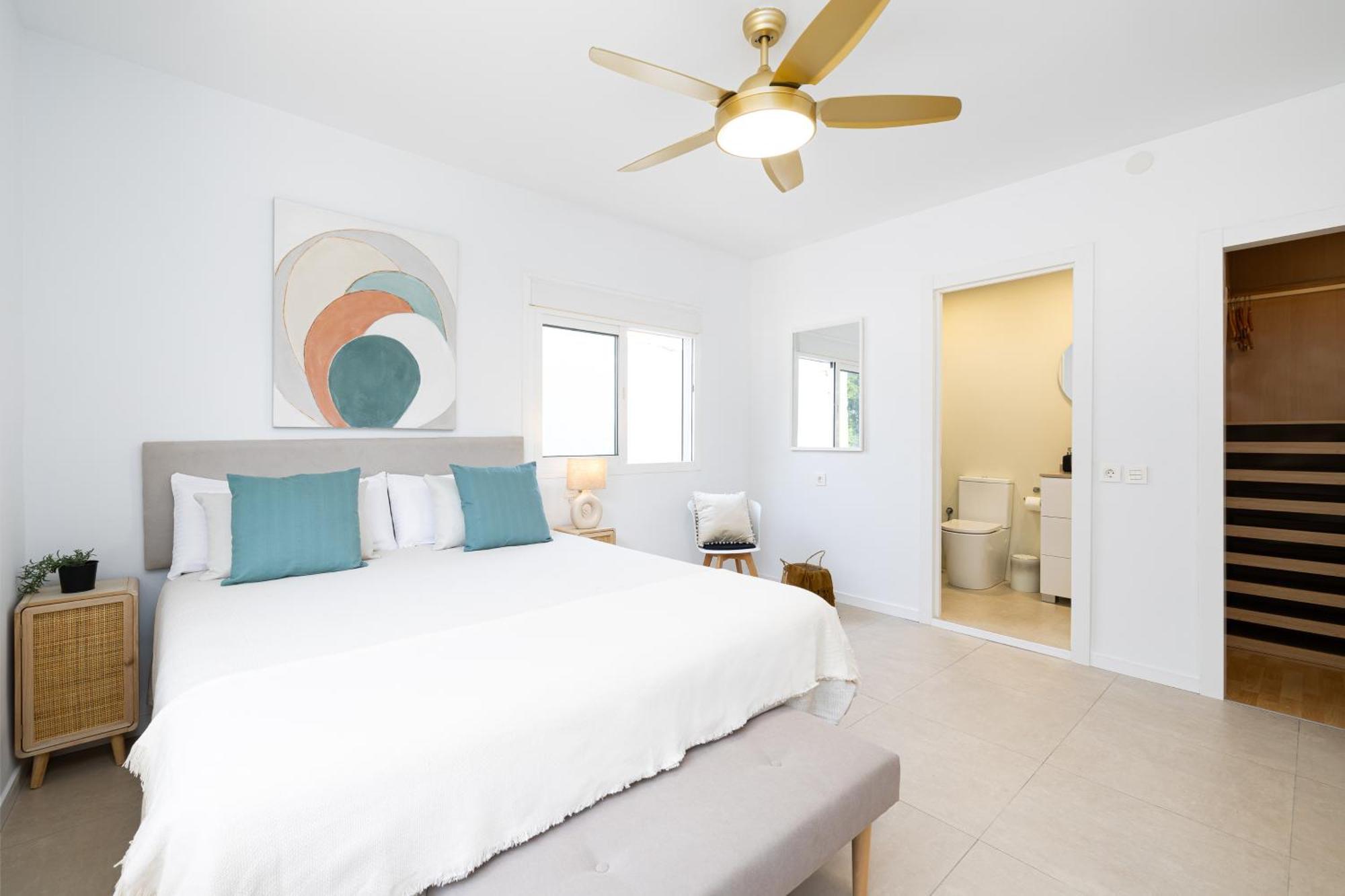 First Line, Sea Views, Y Mar By Mellow
