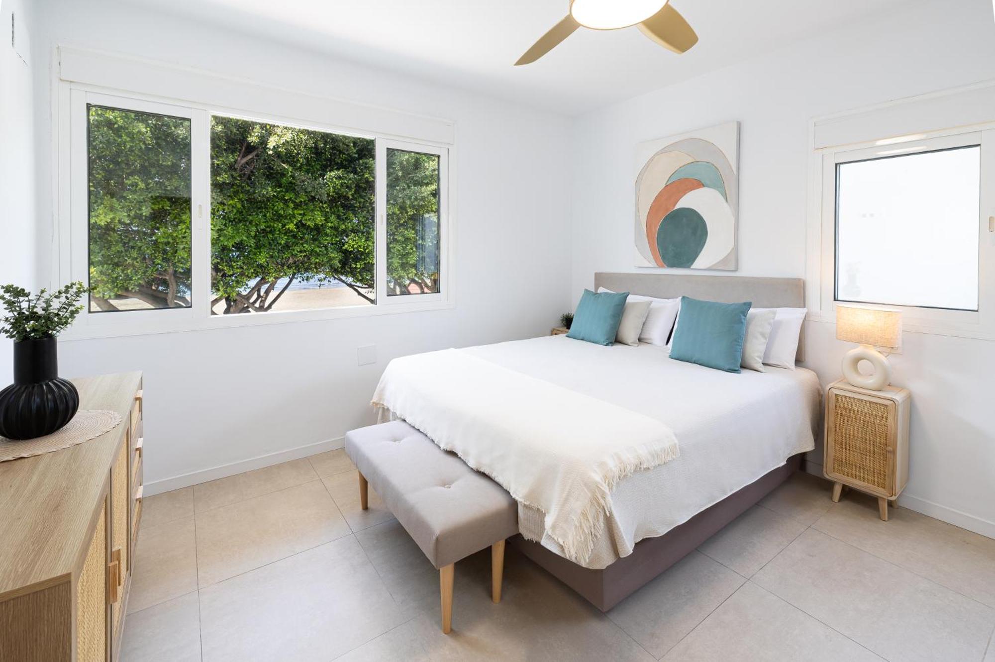 First Line, Sea Views, Y Mar By Mellow *