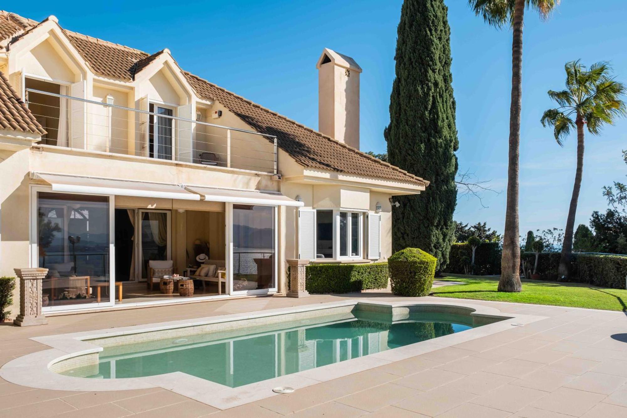 Luxury With Sea Views & Terrace By Rems Málaga