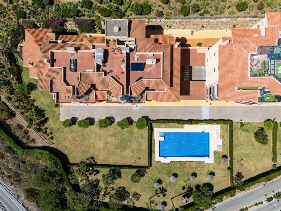 Leilighet Penthouse Seaview - 3bed & 2bath