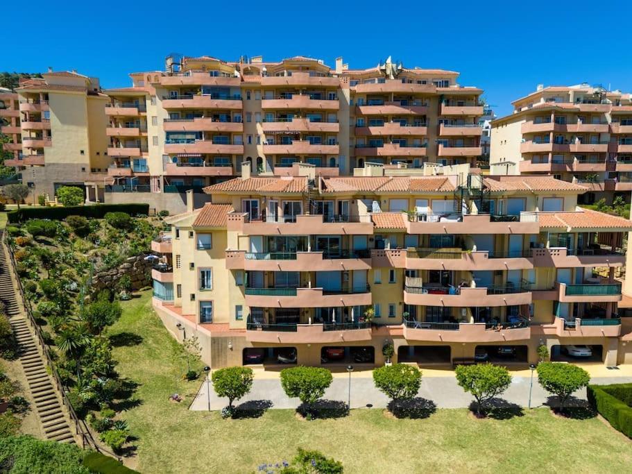 Leilighet Penthouse Seaview - 3bed & 2bath