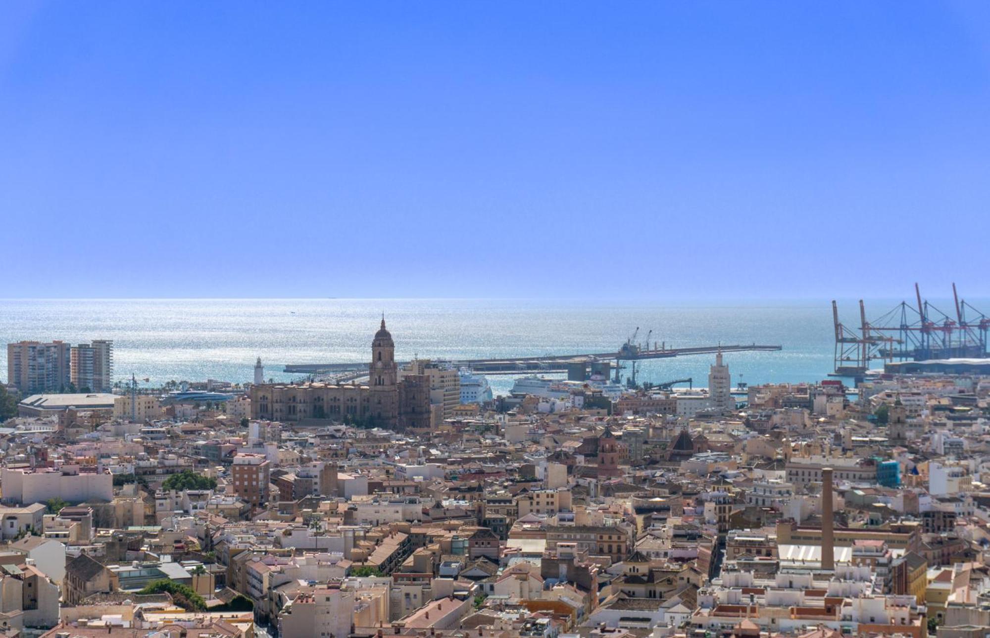 Urban Sky Tower 2 Center Appartement Málaga