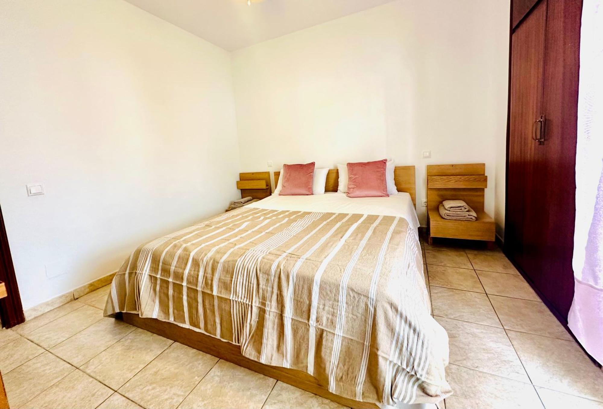 Bajo Con Terraza En La Costa Del Sol Apartment *