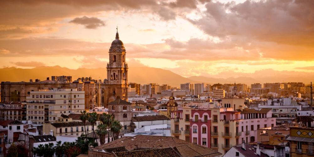 Appartamento Nino De Guevara's Andalusian Charm: The Essence Of City Center