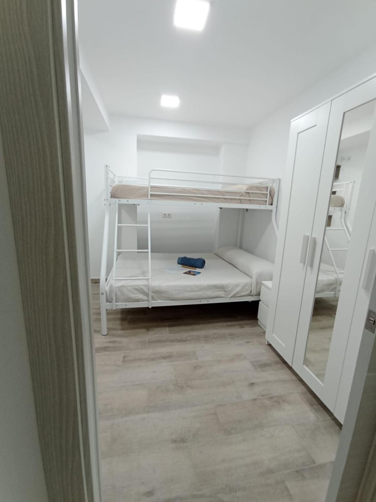 Apartamento Terraza Frente Al Mar Málaga