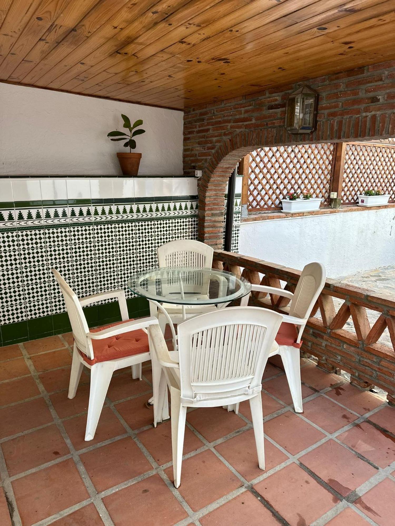 Casa Con Gran Terraza Privada * Málaga