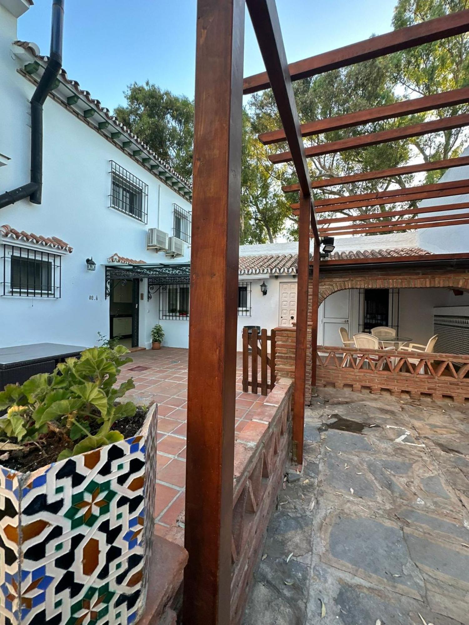 Casa Con Gran Terraza Privada * Málaga