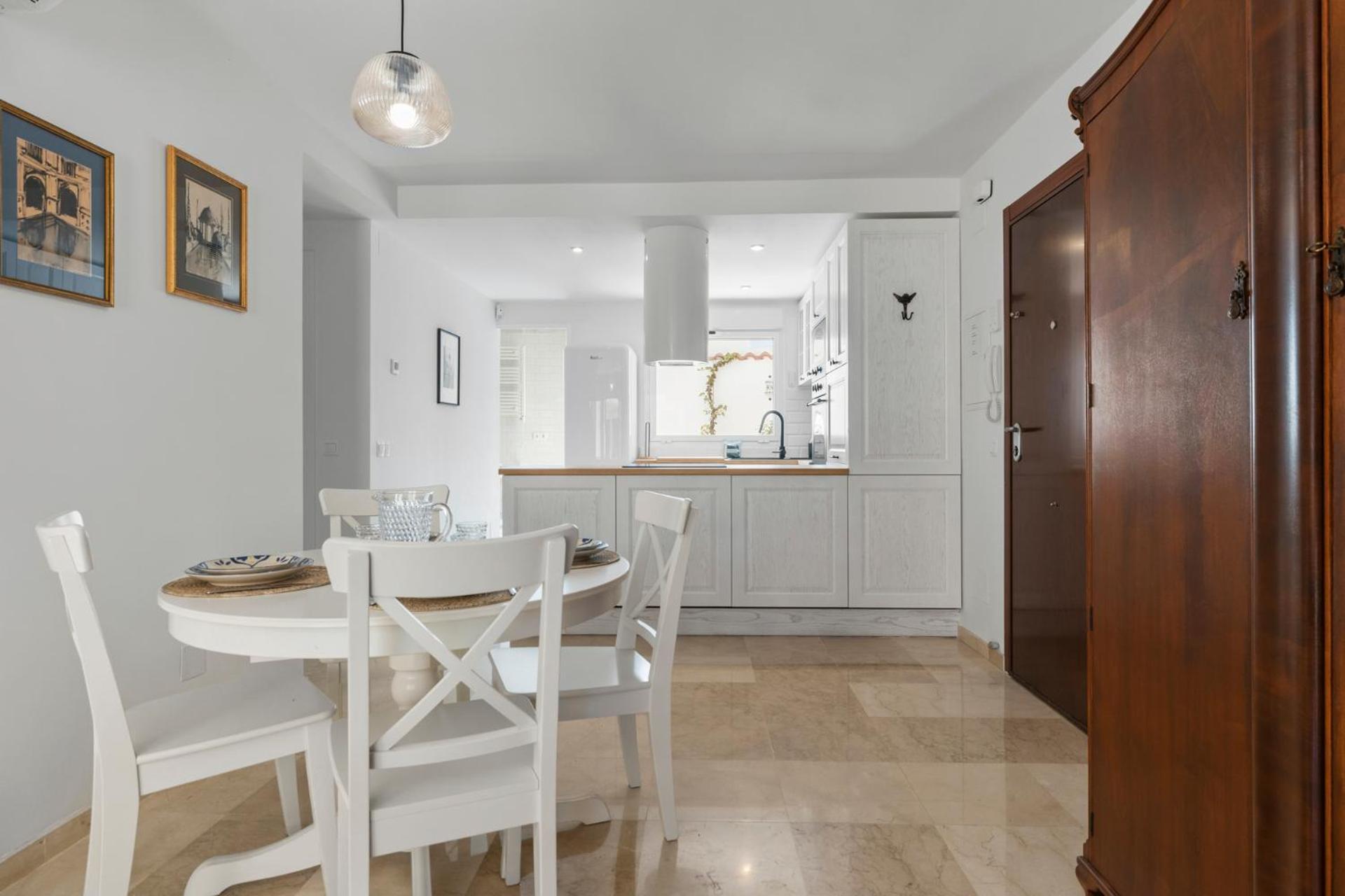 Stunning In Historic Center By Costarentals - Mal05 Apartment Malaga