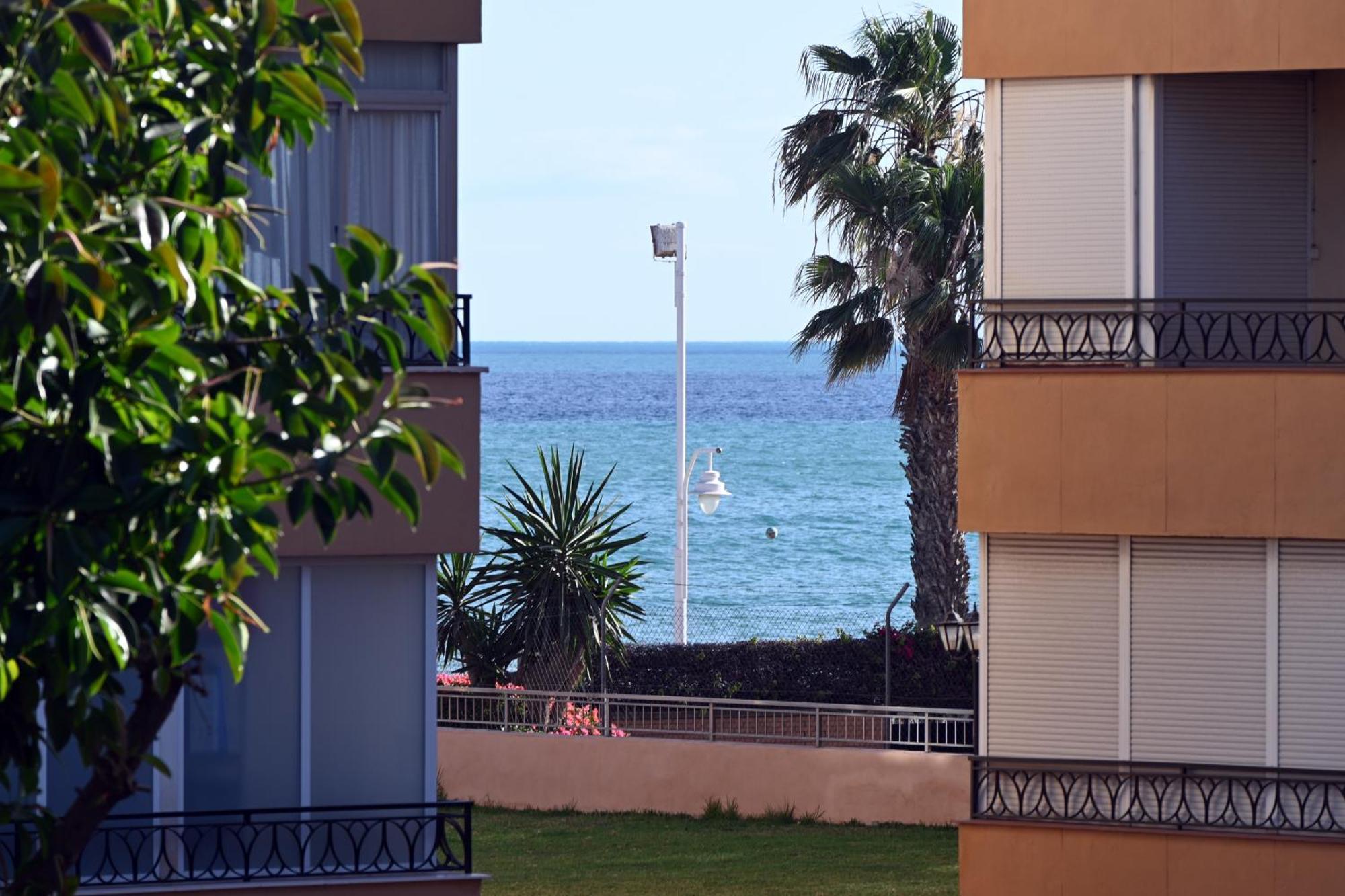 Wonderstays Lucia Villa