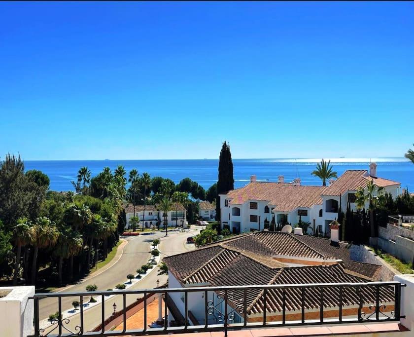 Apartamento Atico Con Dos Terrazas Con Estupendas Vistas Del Mar Málaga