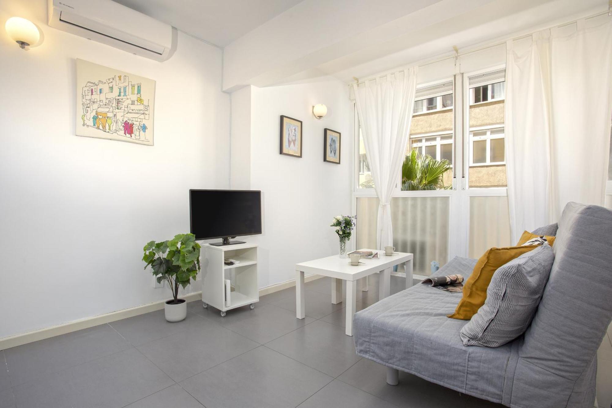 Apartamento -malagasunapts-malagueta Estudio Aa Wifi Málaga