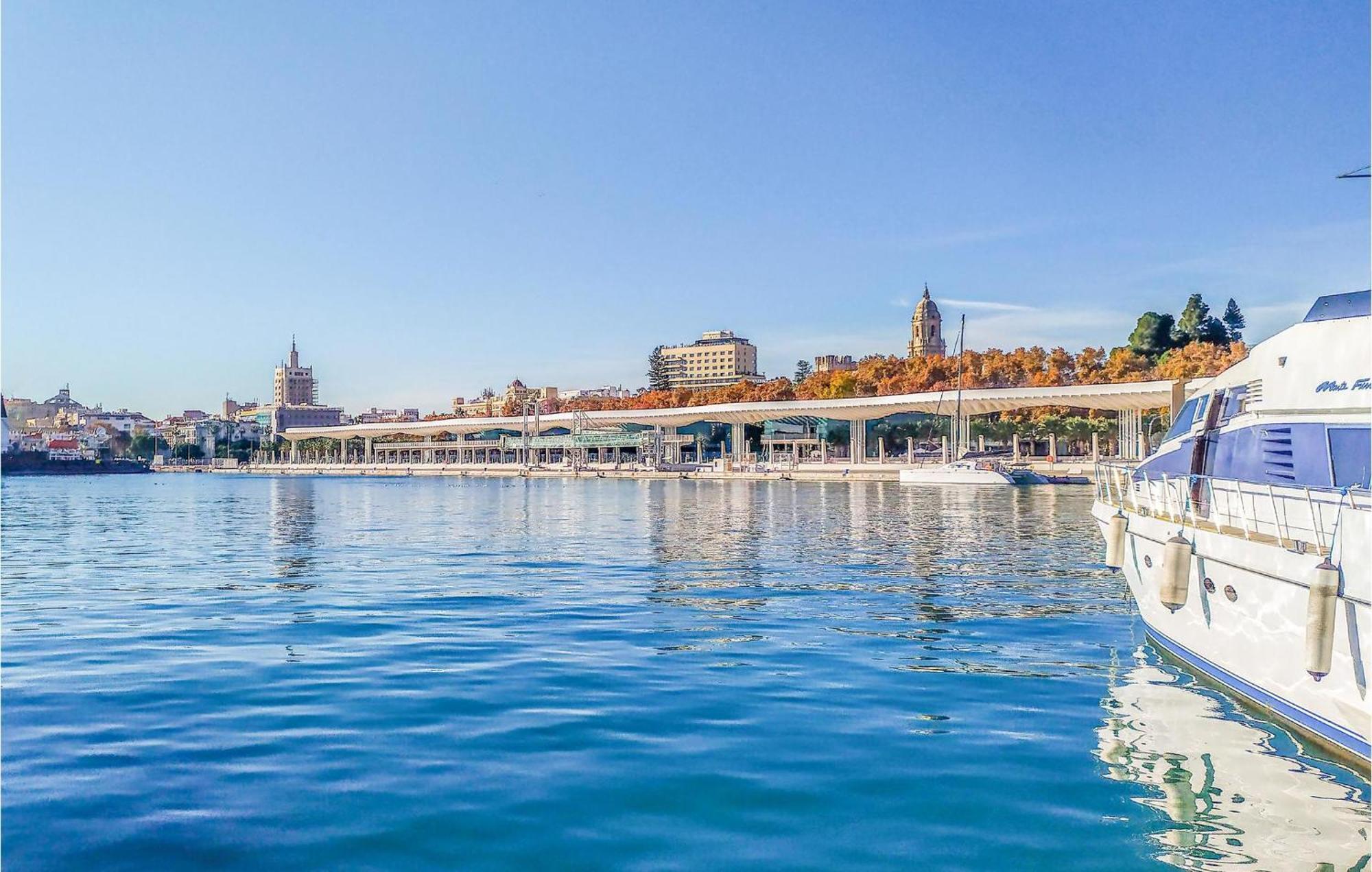 2 Bedroom Lovely In Málaga