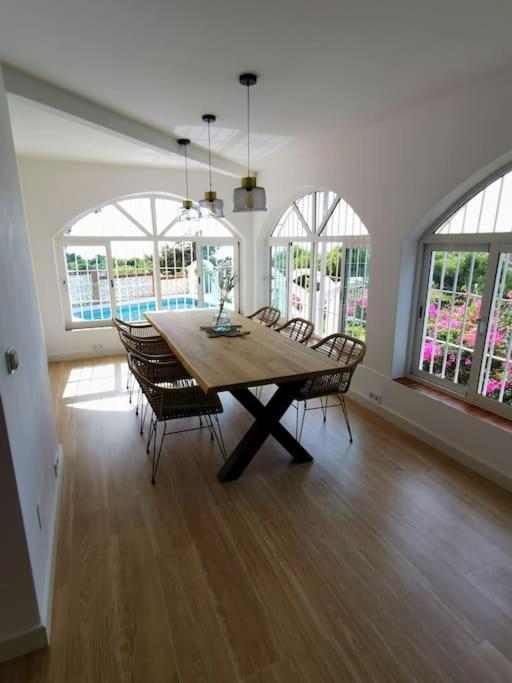 Lina - Andalusian 3-bedroom With Pool & Ocean View *