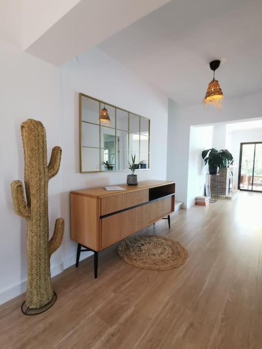 Lina - Andalusian 3-bedroom With Pool & Ocean View * Málaga