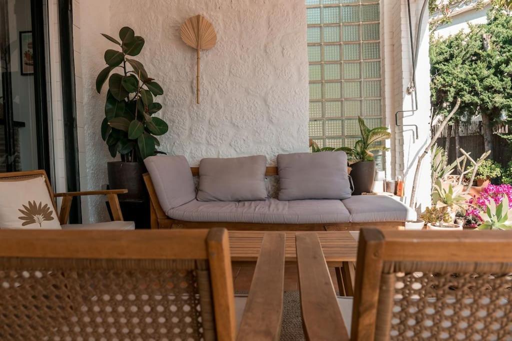 Lina - Andalusian 3-bedroom With Pool & Ocean View Villa