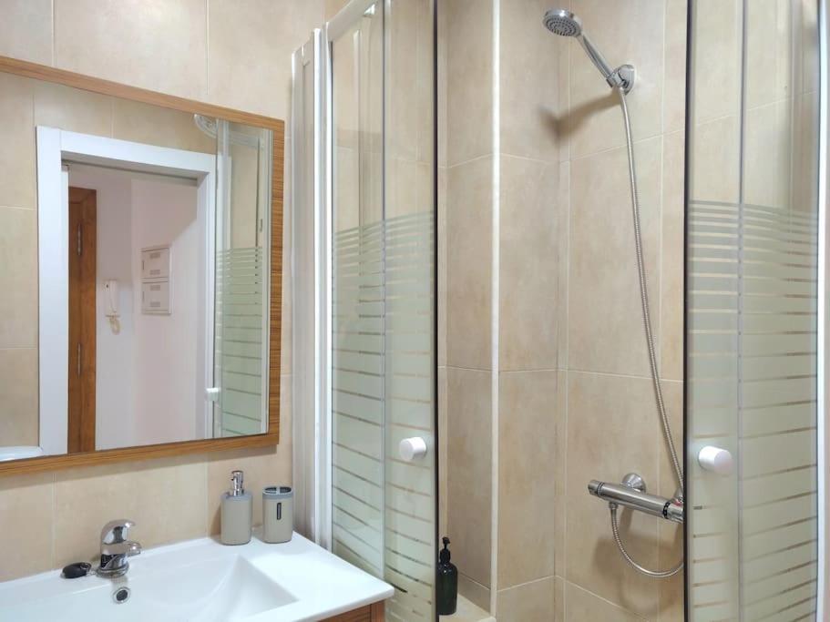 Estudio Con Gran Terraza Junto Al Centro Historico Apartamento *