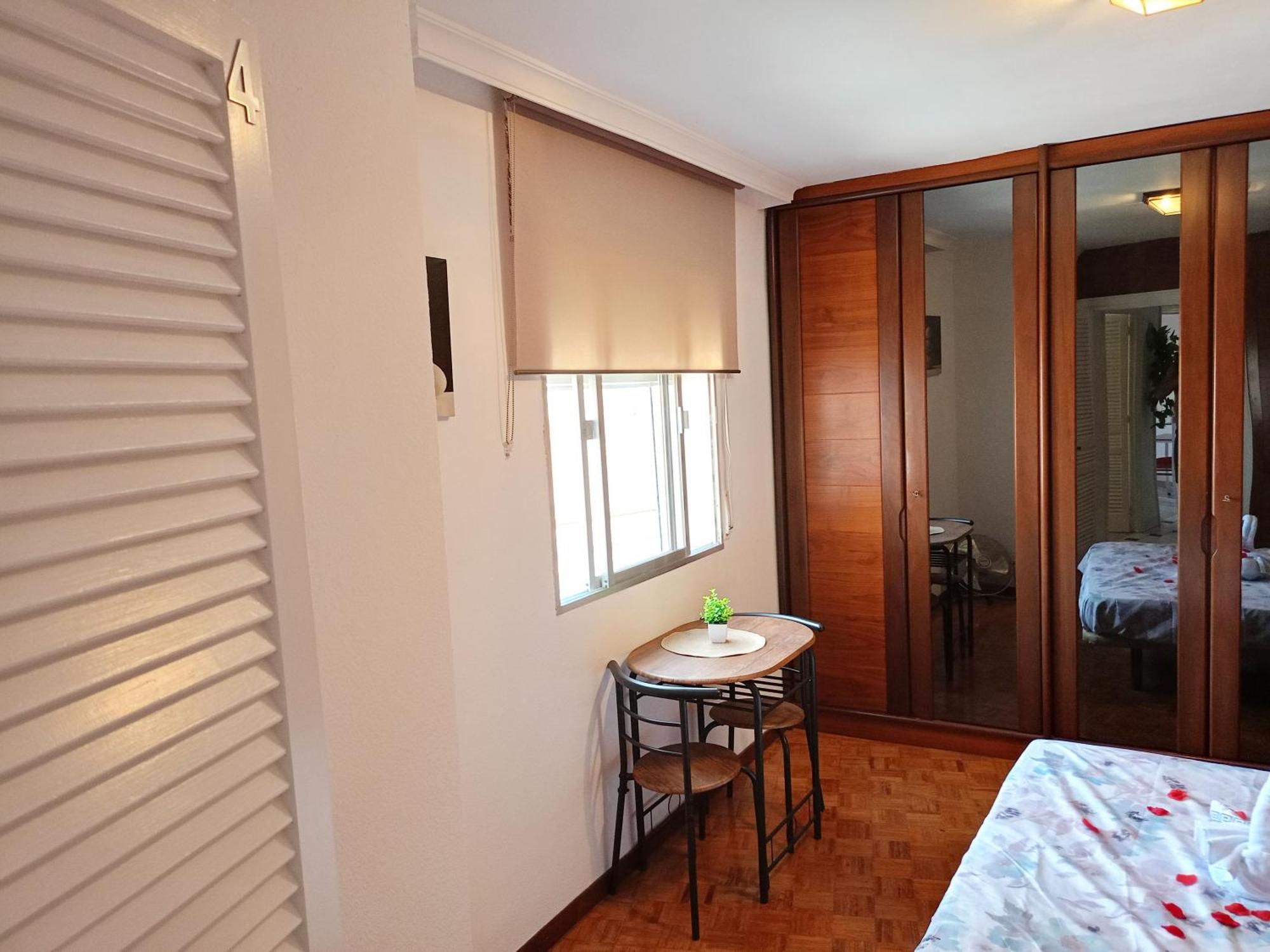 Habitación en casa particular Angosta Host Málaga