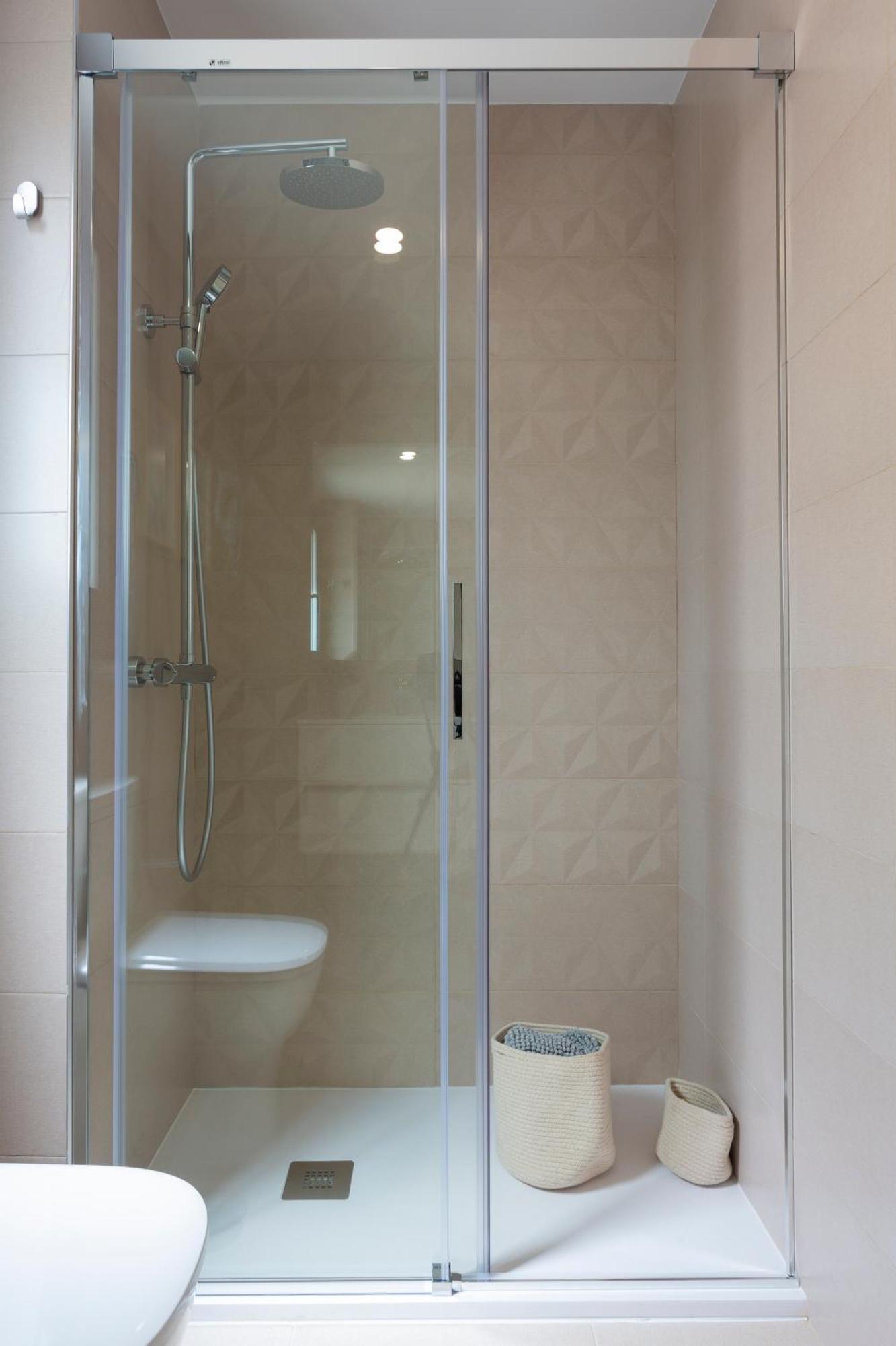Apartamento Con Vistas En Paseo De Reding By Rent Me * Malaga