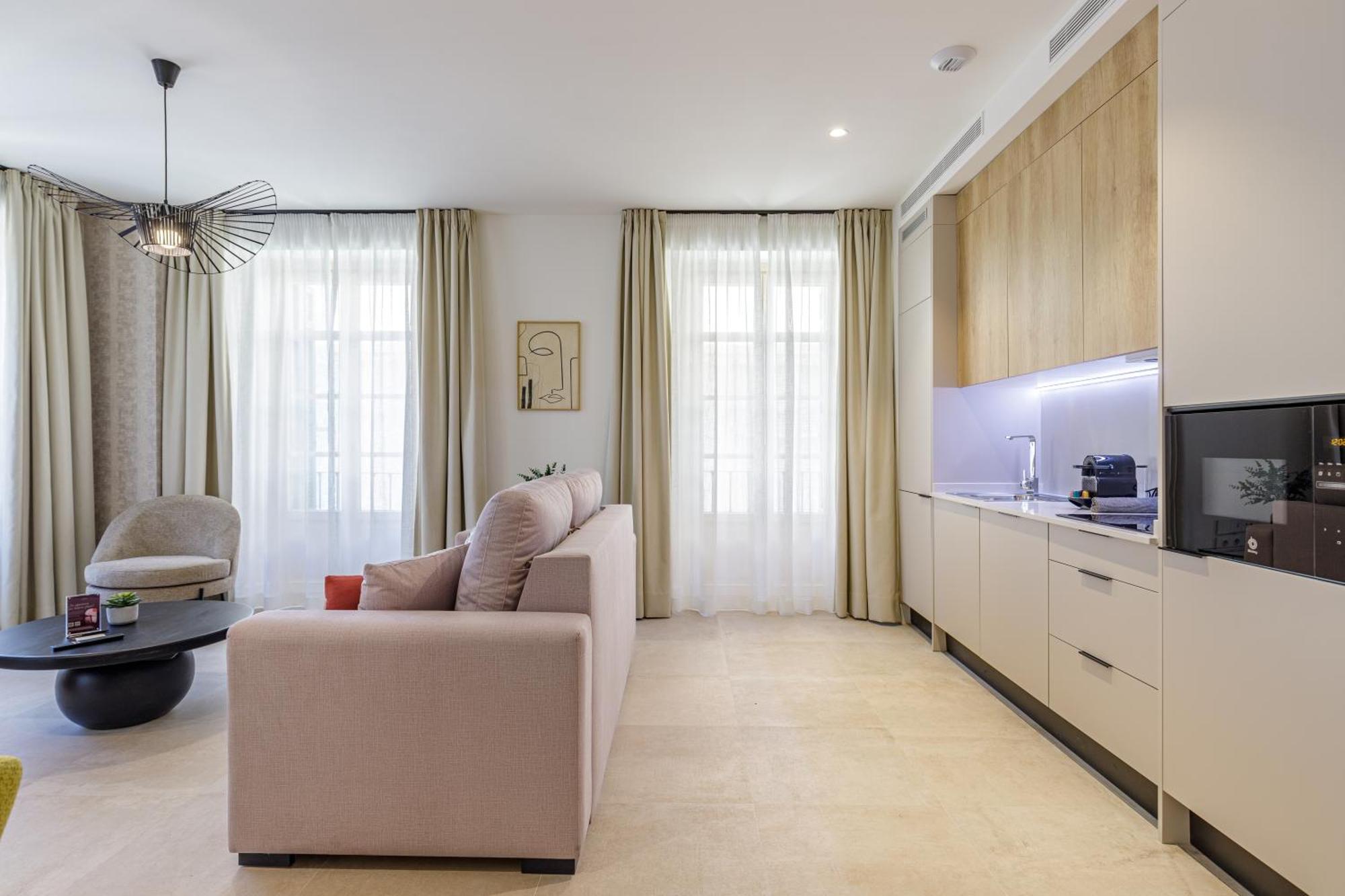 Plaza Del Siglo & Boutique By Caleta Homes Appartement