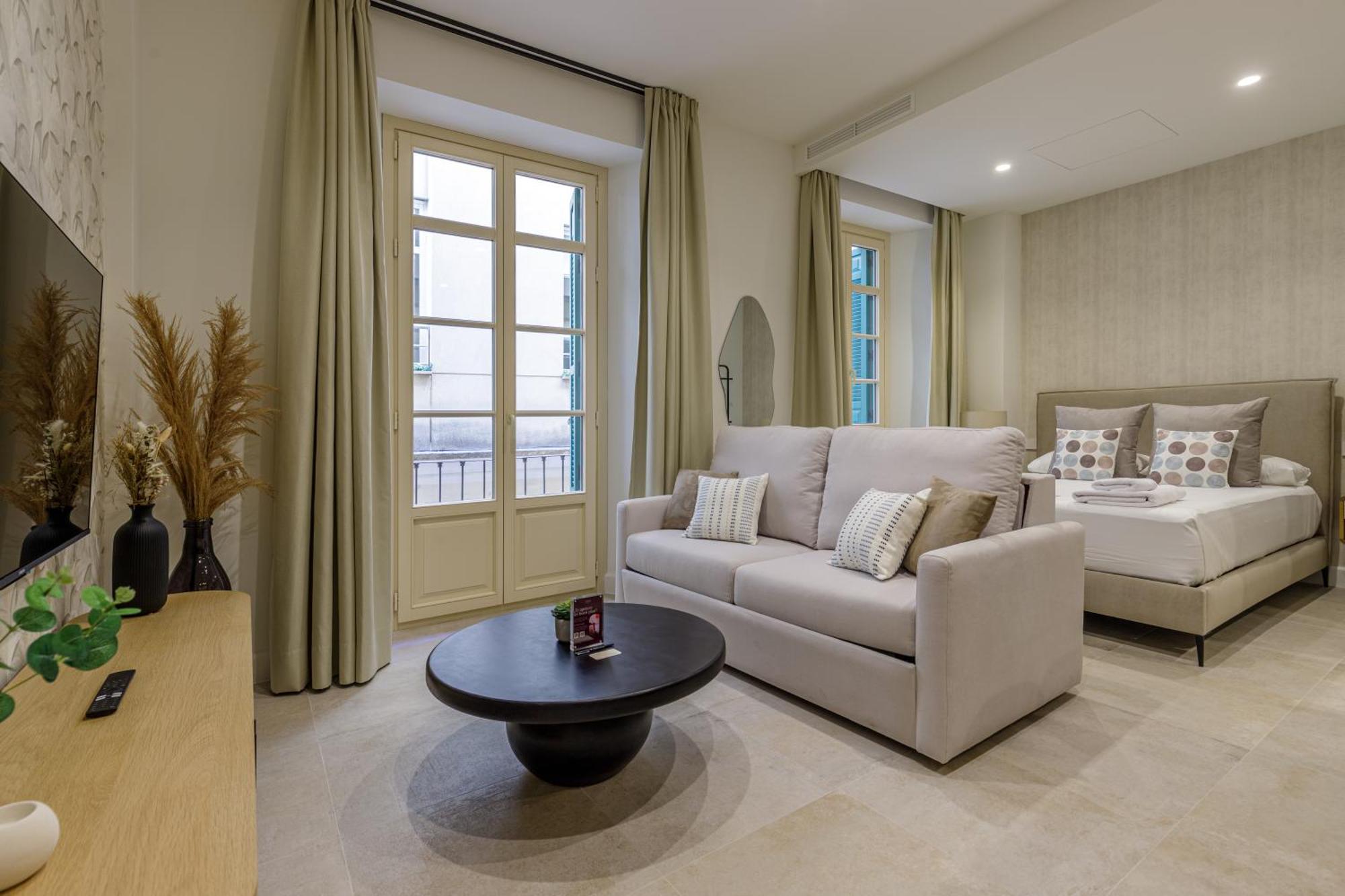 Plaza Del Siglo & Boutique By Caleta Homes Appartement