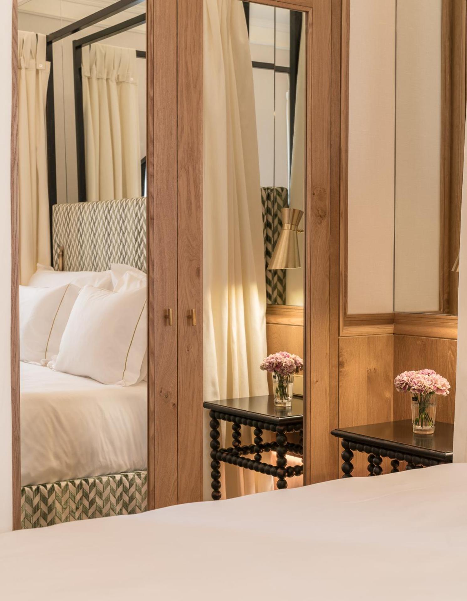 Palacio Solecio, A Small Luxury Of The World