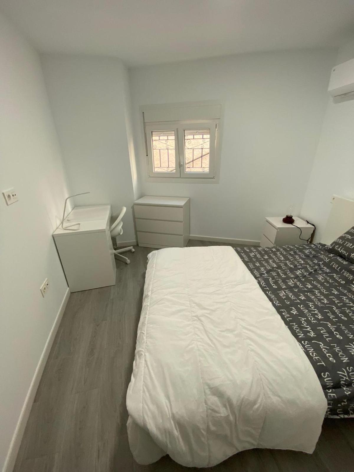 Apartamento 3 Con Terraza Junto A Monte Victoria