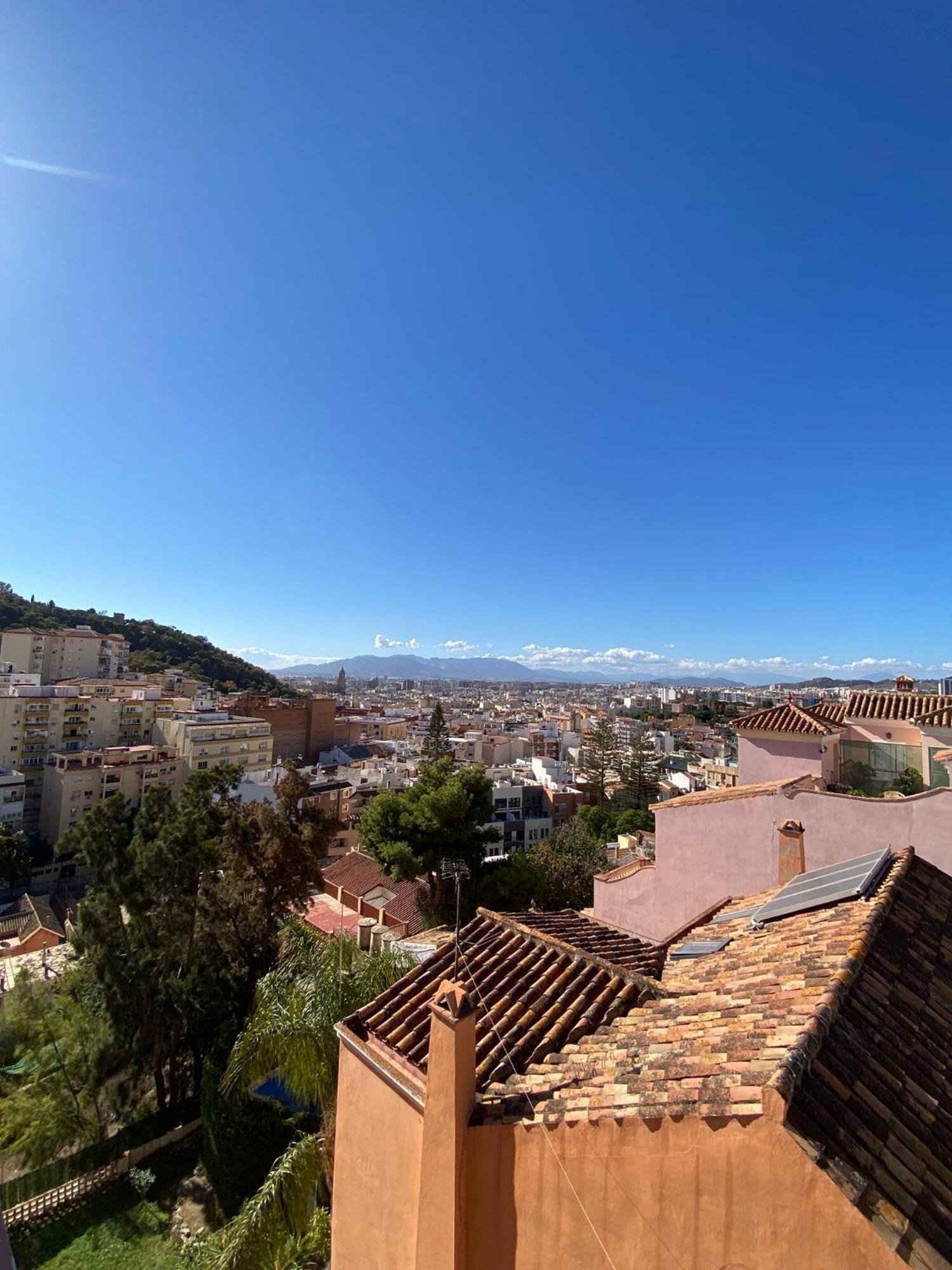 3 Con Terraza Junto A Monte Victoria Appartement
