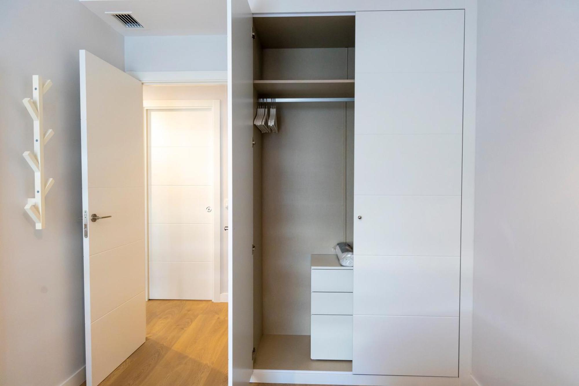 Apartamento Atico En Paseo De Reding By Rent Me *