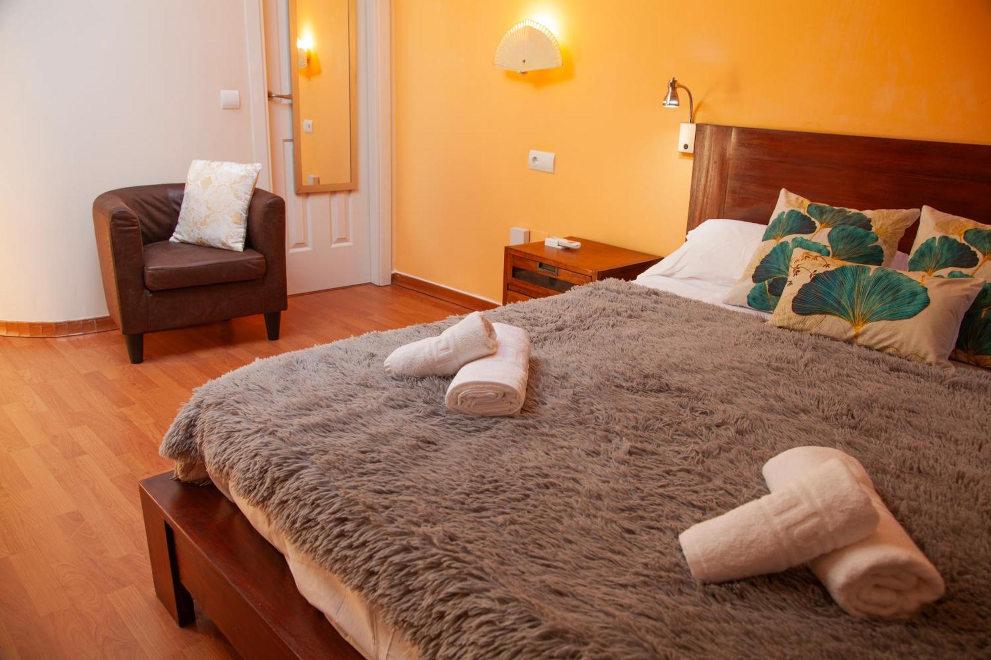 Duplex En Centro De Malaga, Calle Nuno Gomez * Malaga