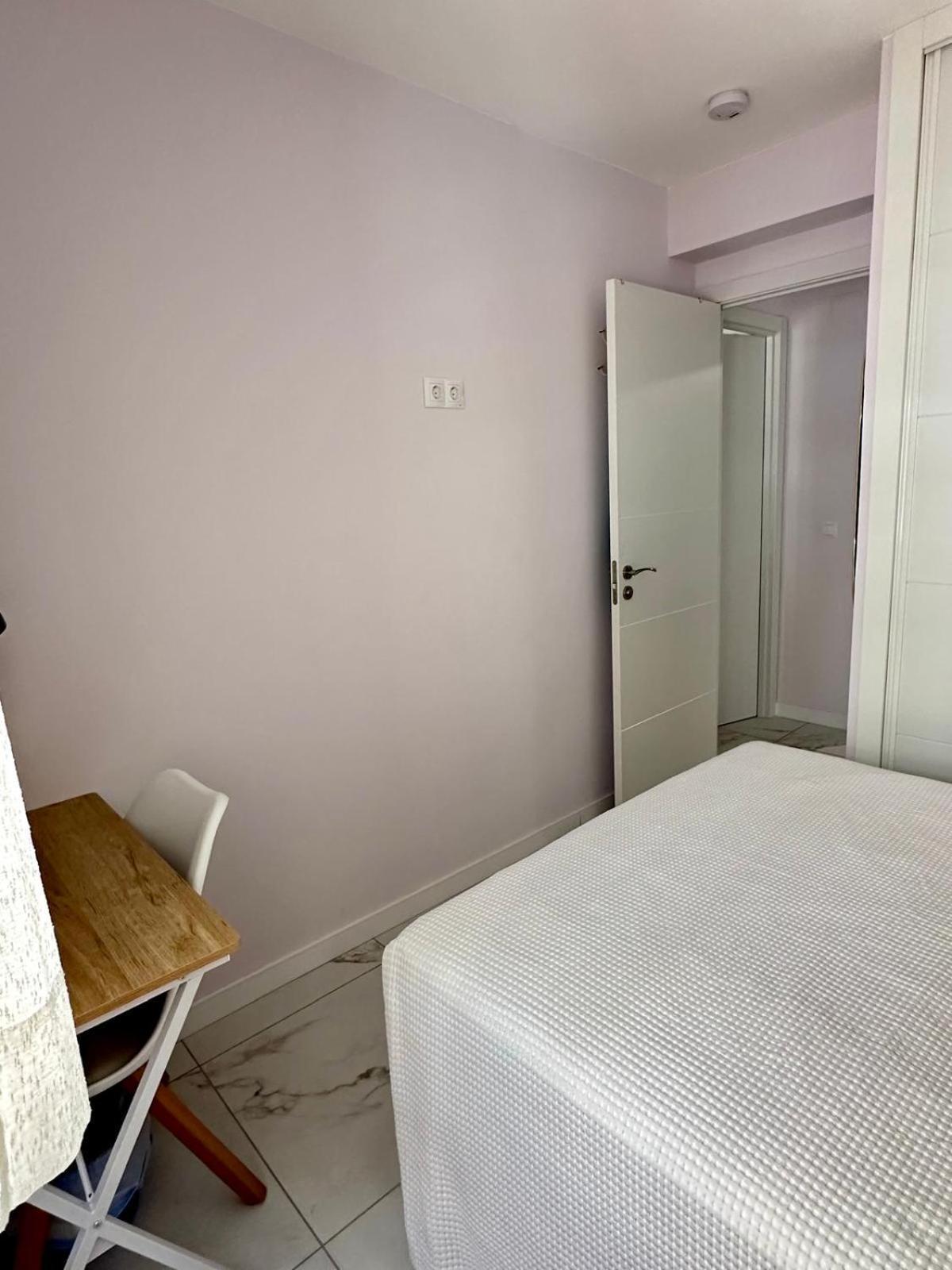 Piso A 10 Minutos De La Playa Lägenhet *