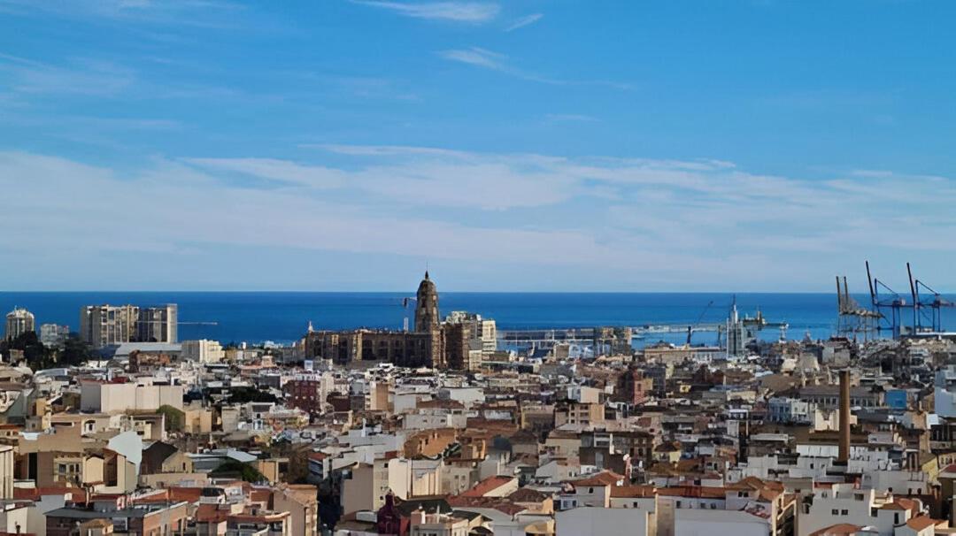 Urban Sky Sea View 27e Apartamento