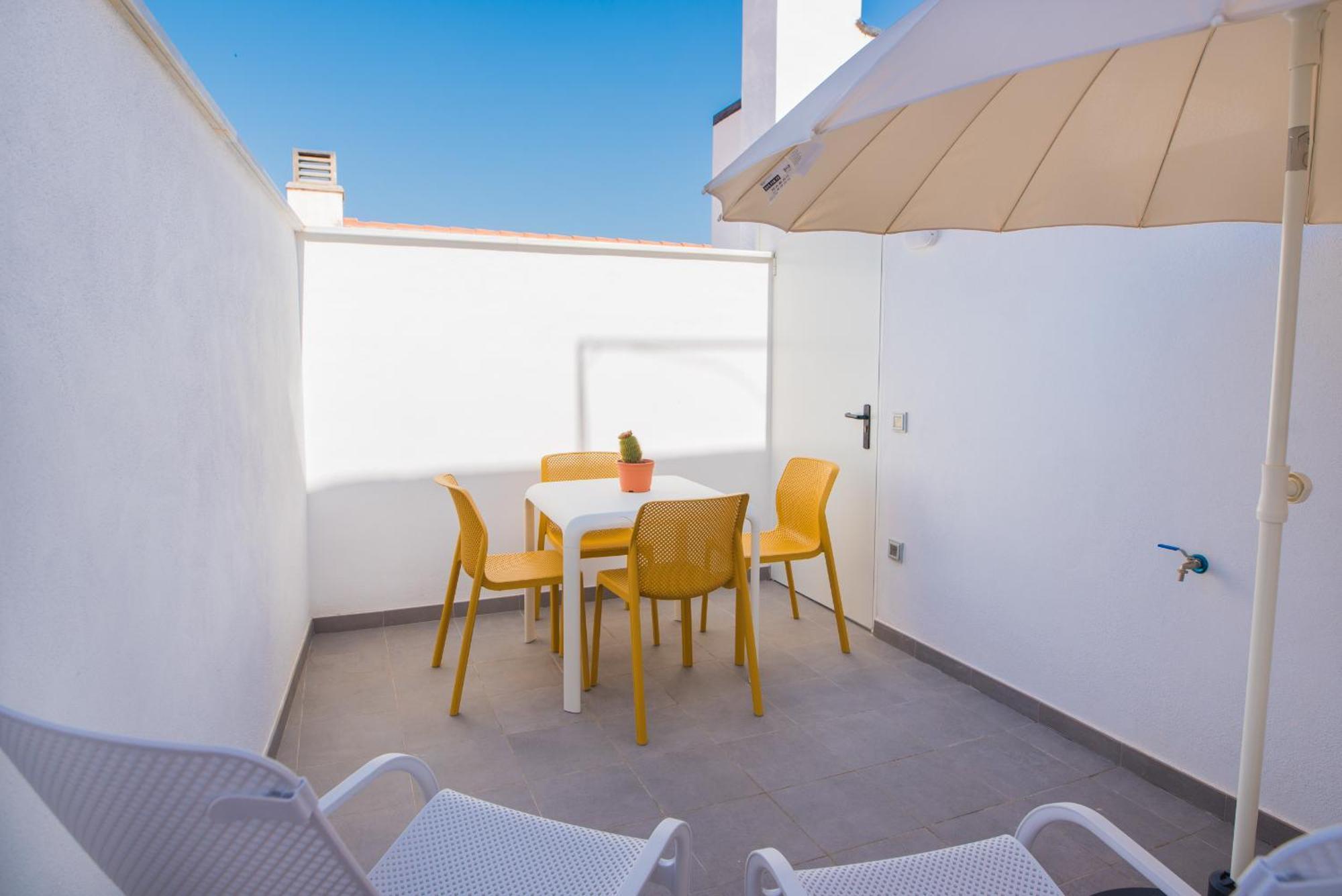 Cozy Modern Flat Terrace 2 Bedrooms 2 Bathrooms Apartment Málaga