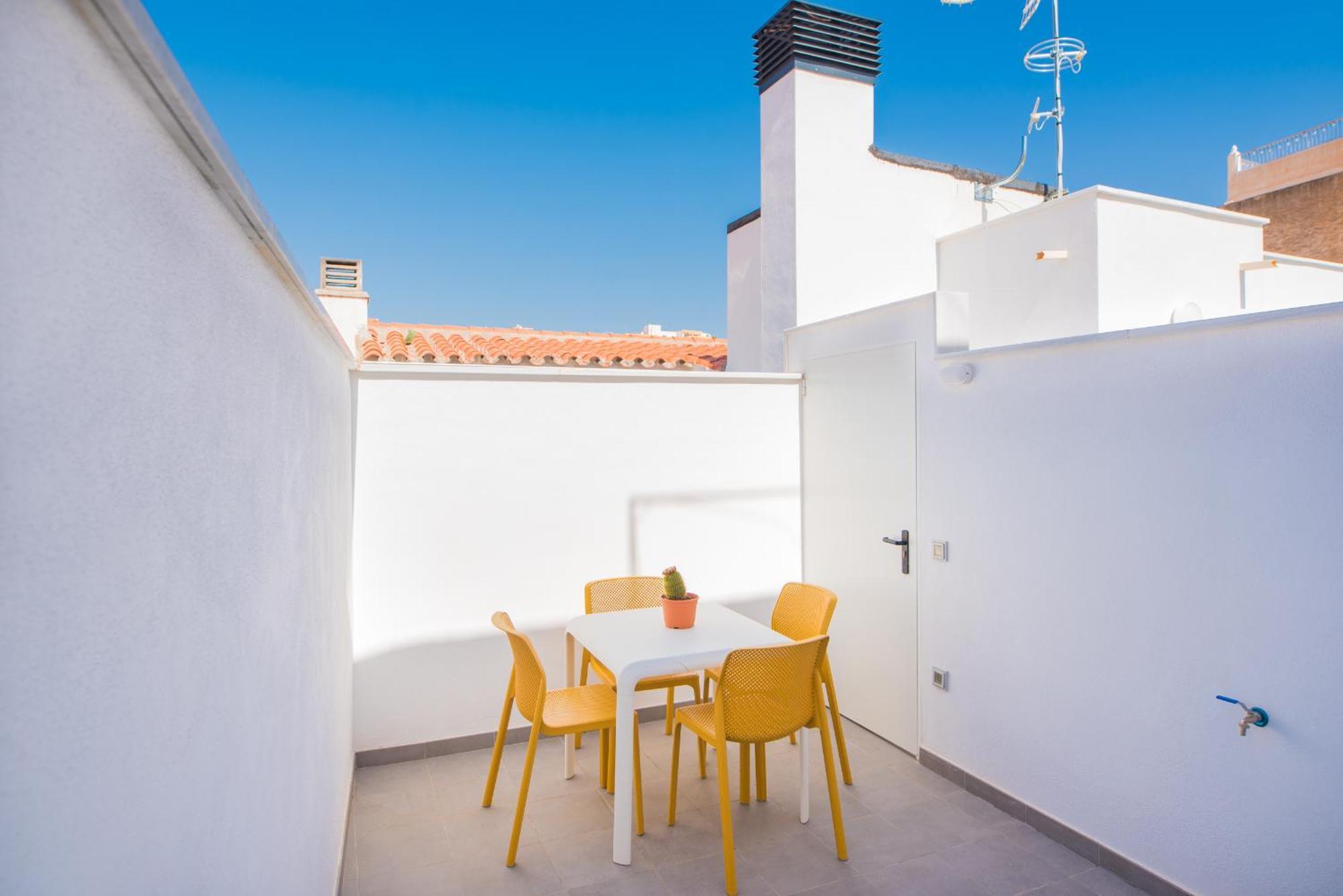 Apartment Cozy Modern Flat Terrace 2 Bedrooms 2 Bathrooms
