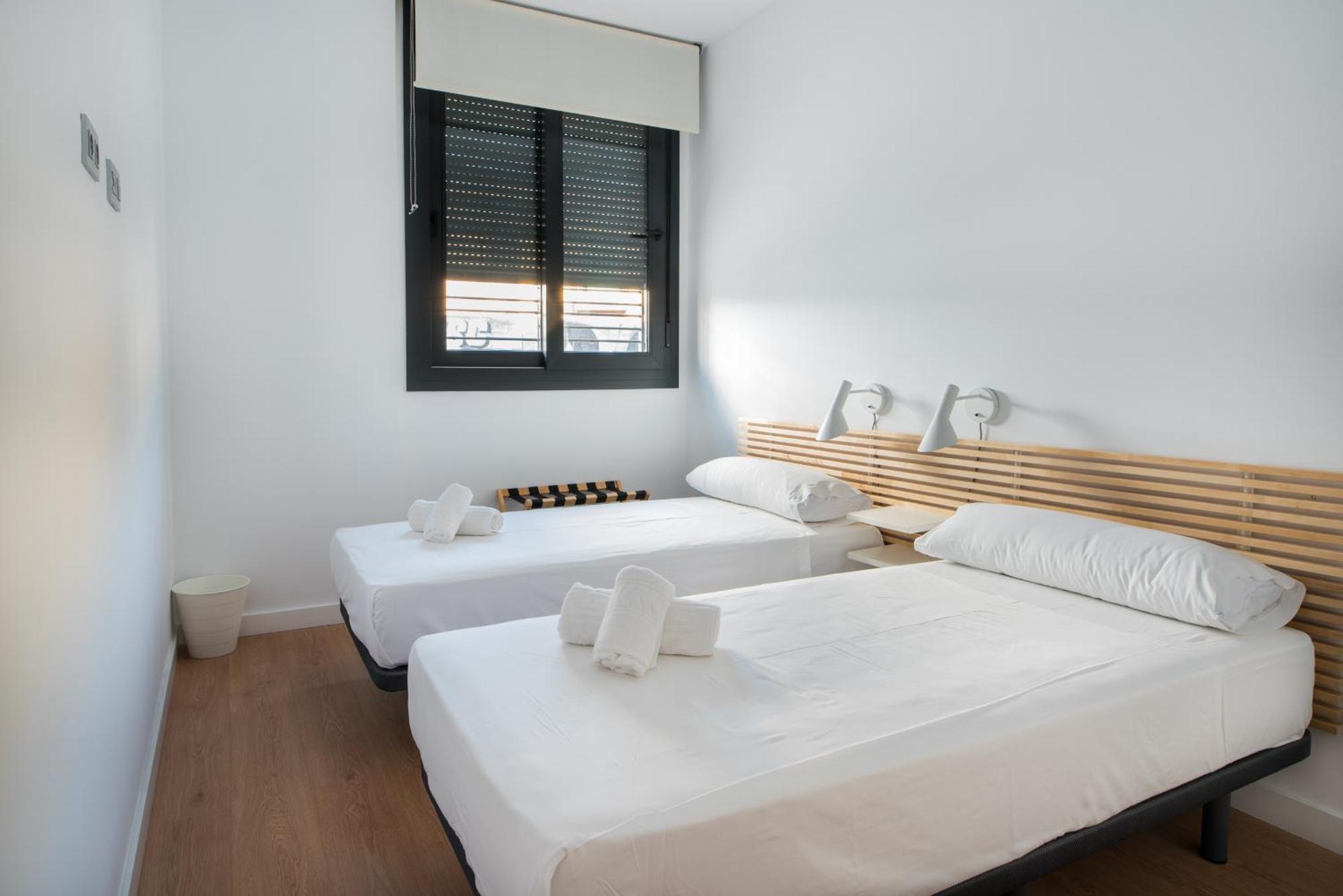 Cozy Modern Flat Terrace 2 Bedrooms 2 Bathrooms