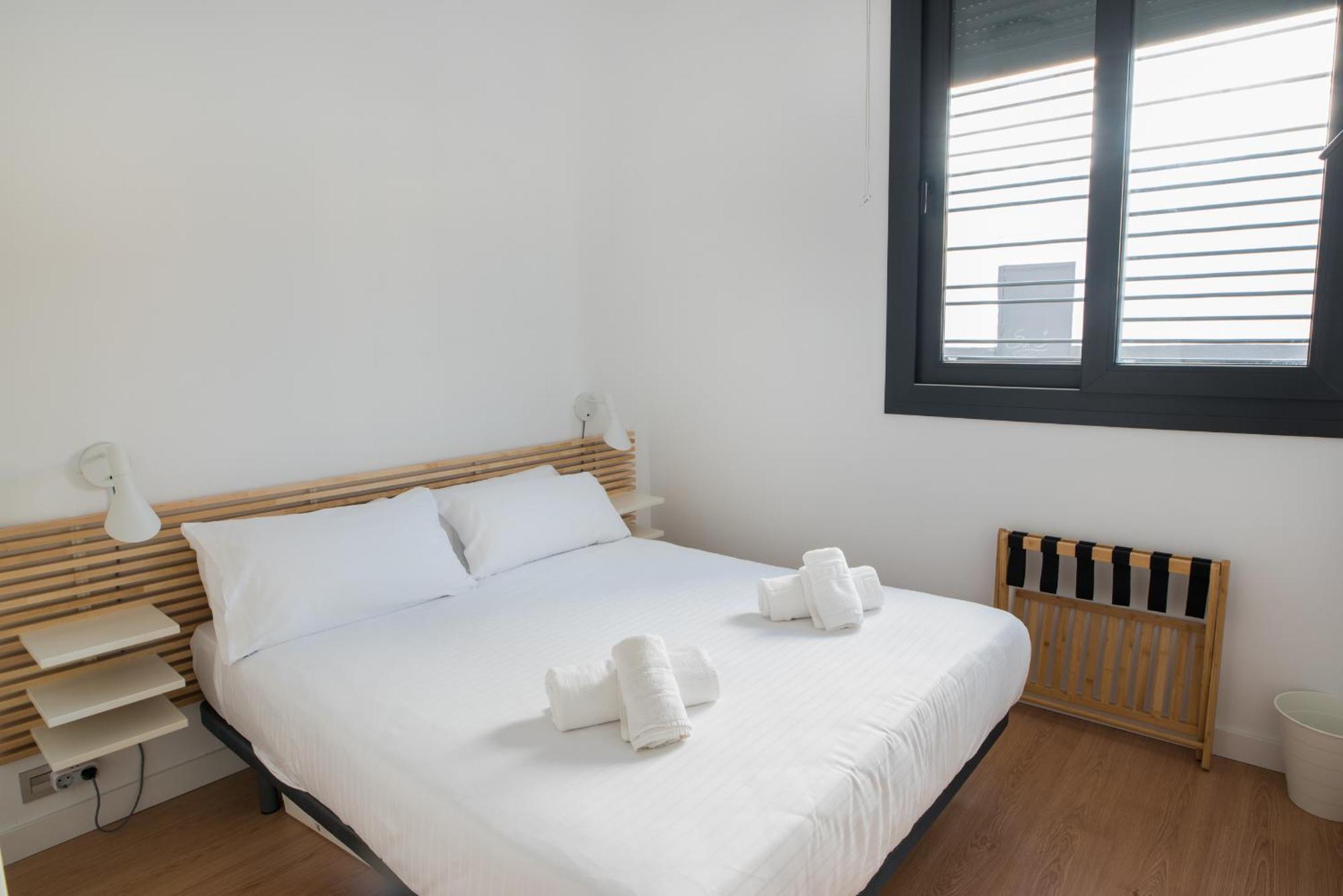 Cozy Modern Flat Terrace 2 Bedrooms 2 Bathrooms Apartment Málaga