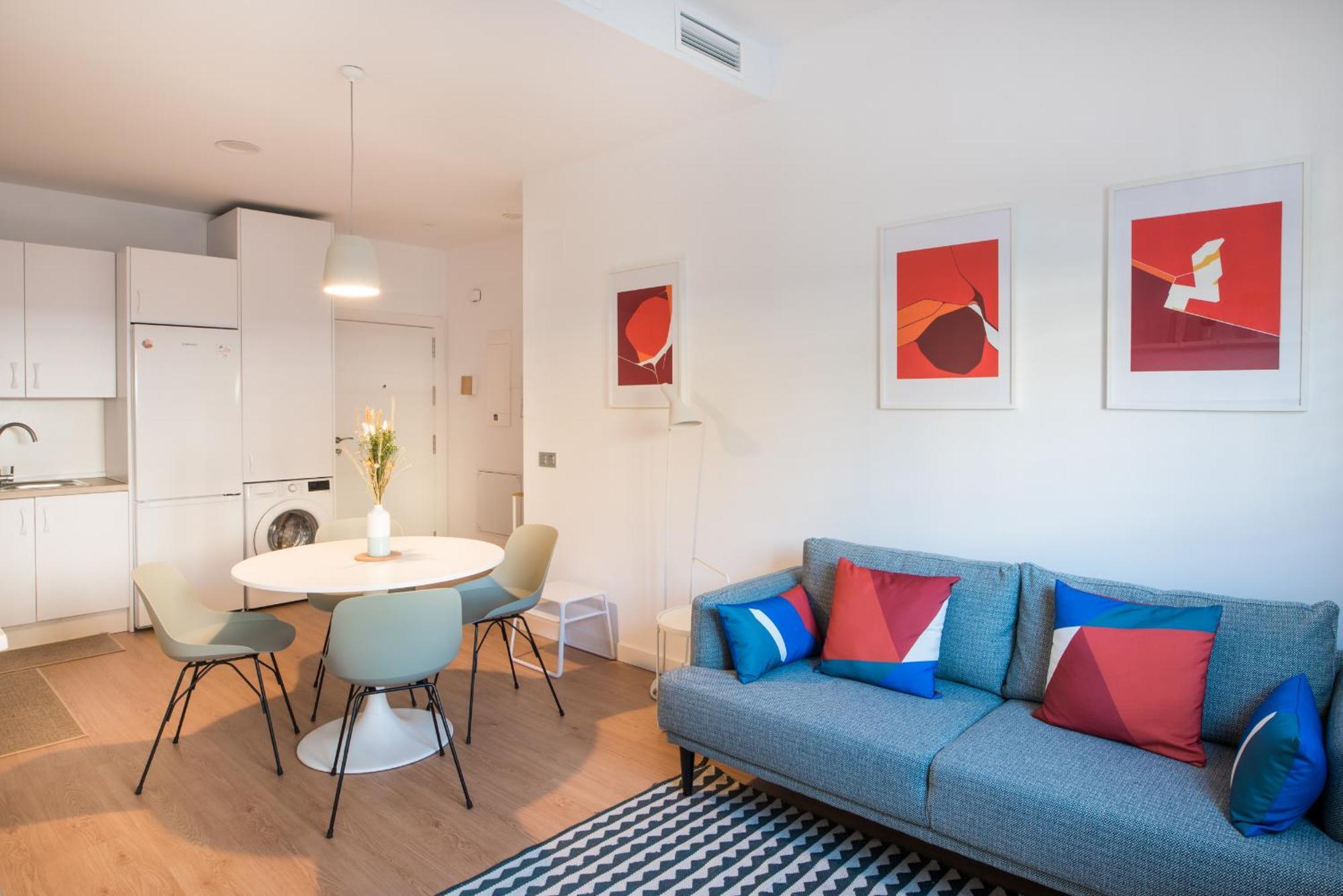 Cozy Modern Flat Terrace 2 Bedrooms 2 Bathrooms Apartment *