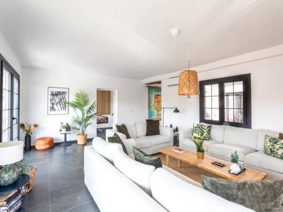 Pedregalejo Sea&city With Private Heated Pool *