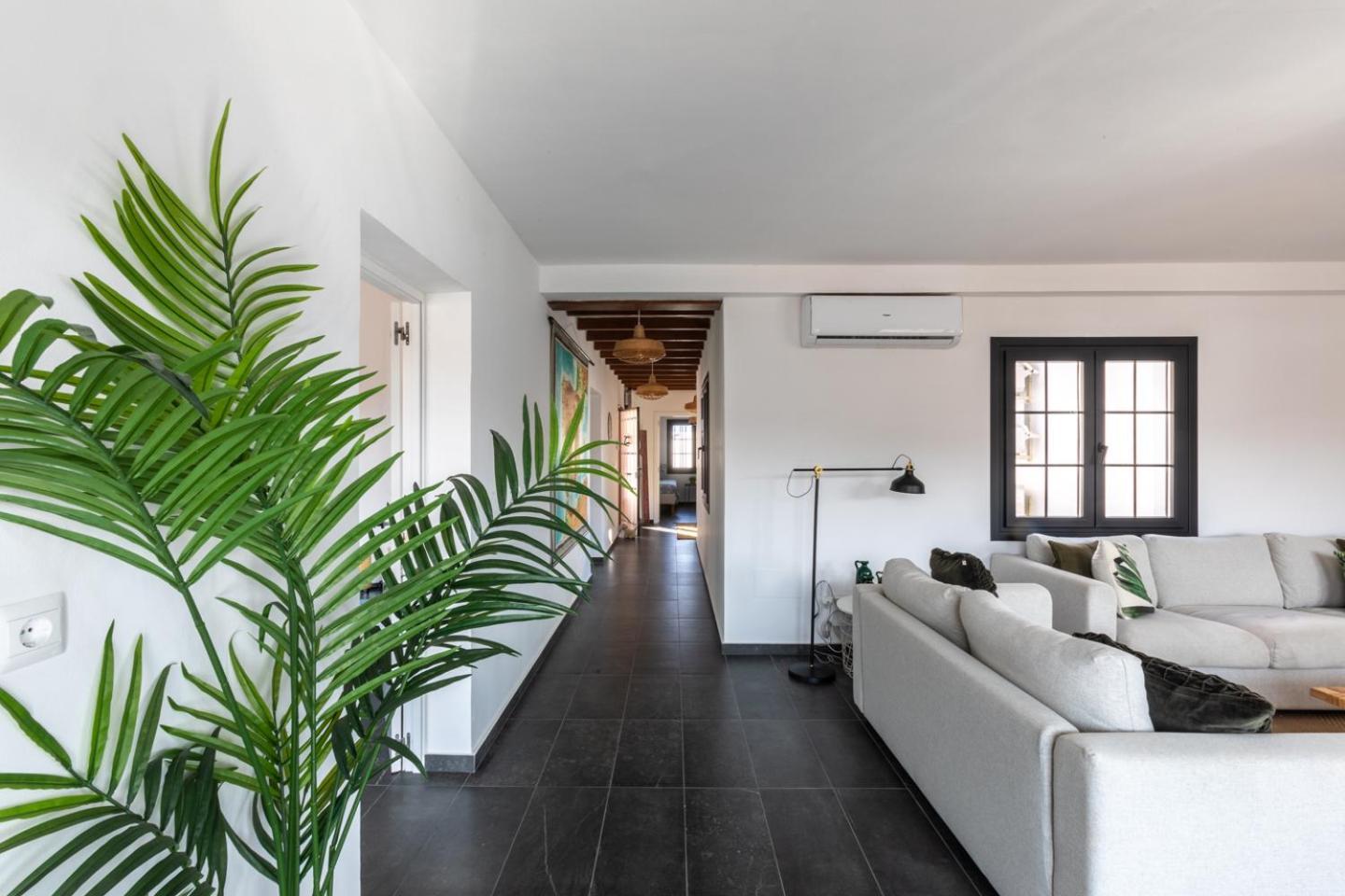 Villa Pedregalejo Sea&city With Private Heated Pool