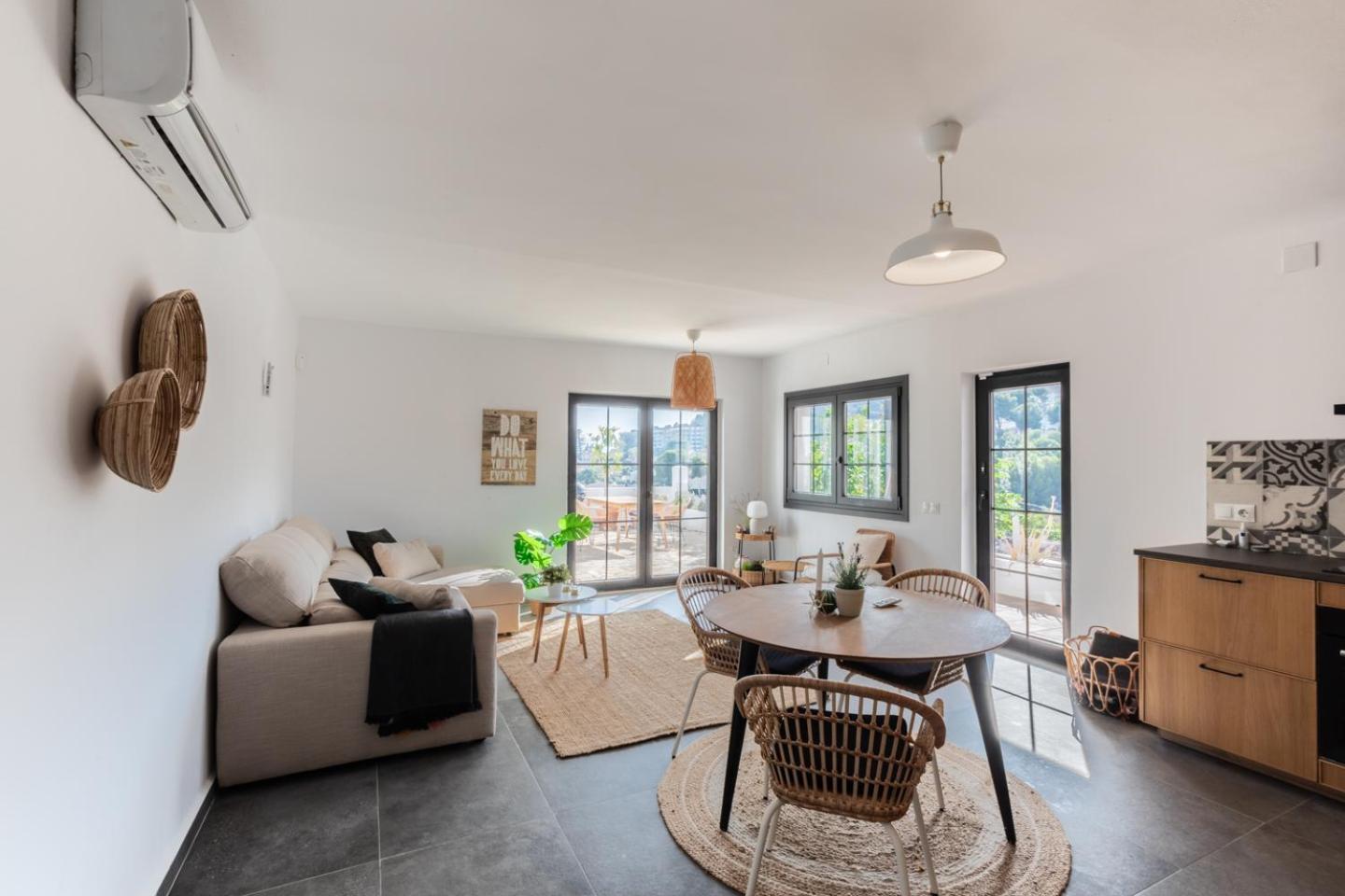 Pedregalejo Sea&city With Private Heated Pool