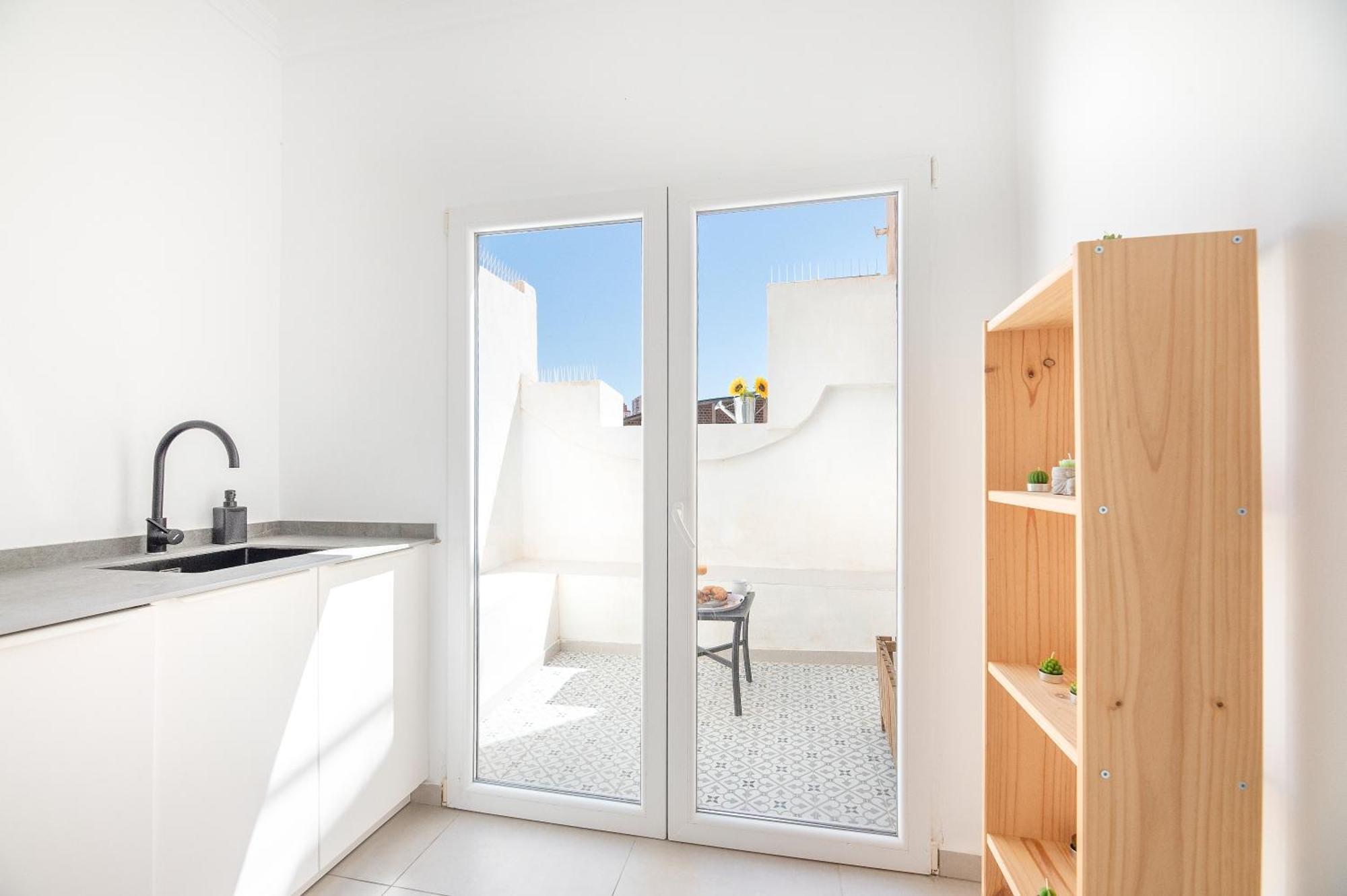 The 2nd In The 14 Alvarez Street Appartement *