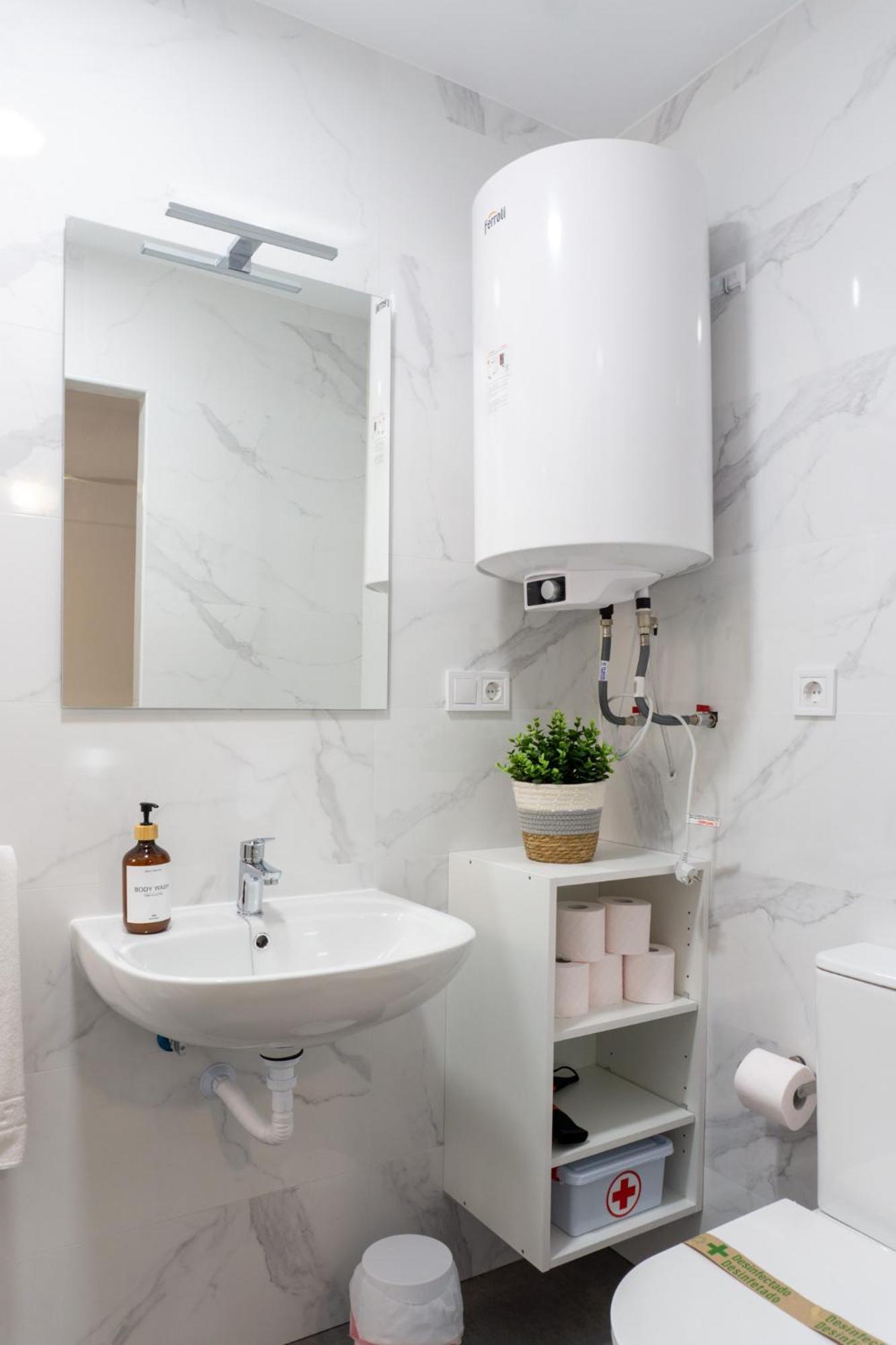Appartement Amplio Con Dos Banos