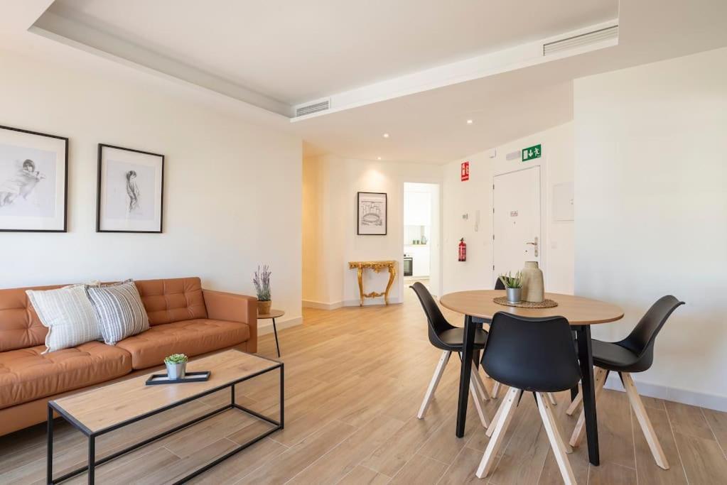 Tribuna I By Ele Apartmens * Málaga