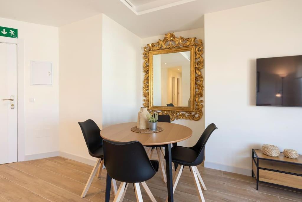 Tribuna I By Ele Apartmens * Málaga