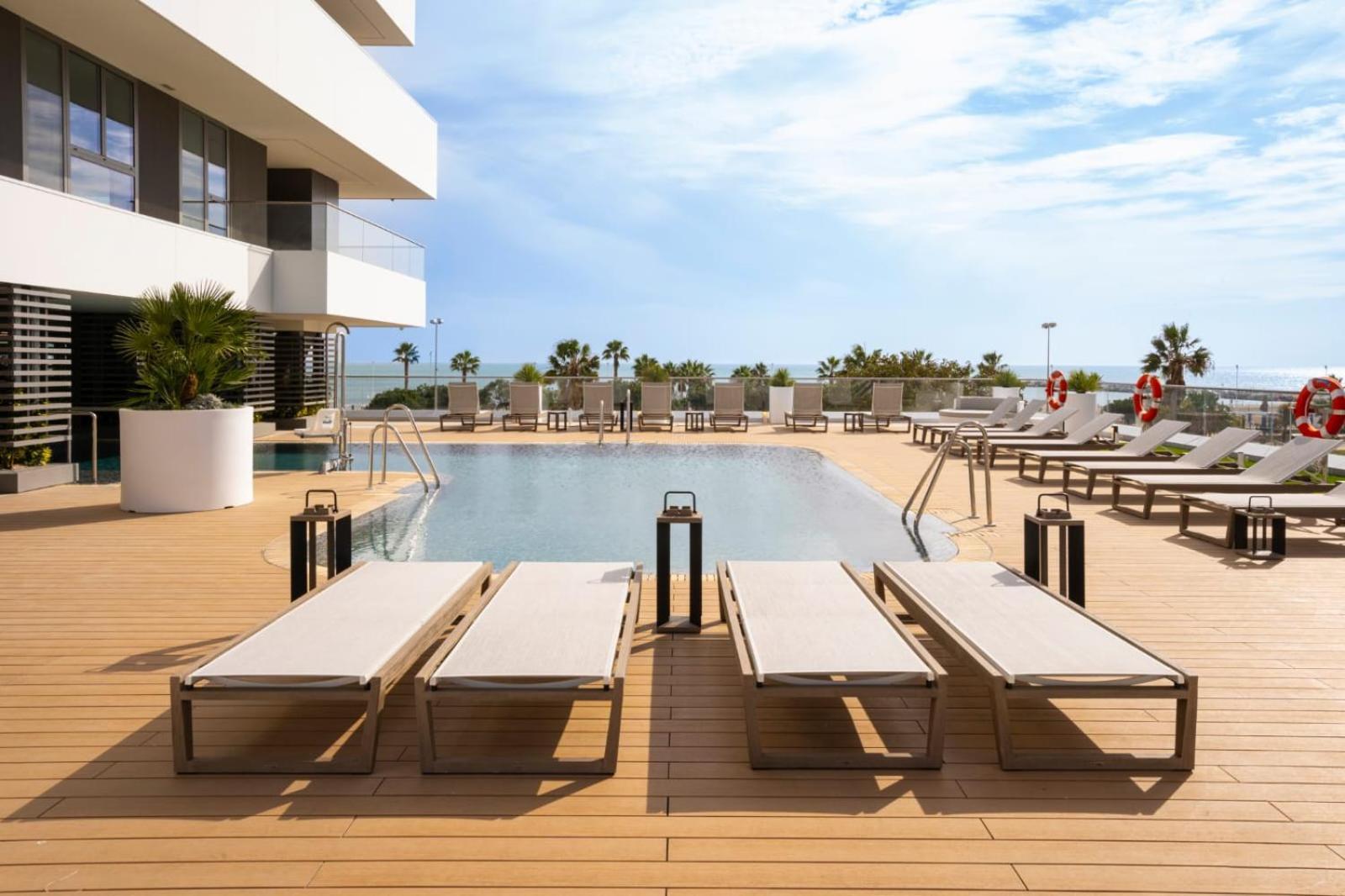 Apartamento -malagasunapts-tower Living Sea Views Pool Gym Park *