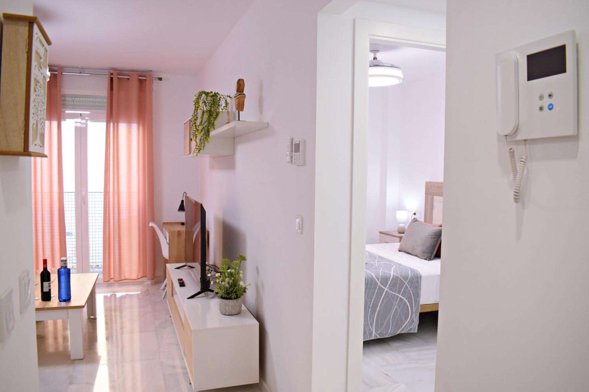 Appartement At La Isla Preciosos Cerca Del Centro De La Ciudad Y De La Playa Málaga