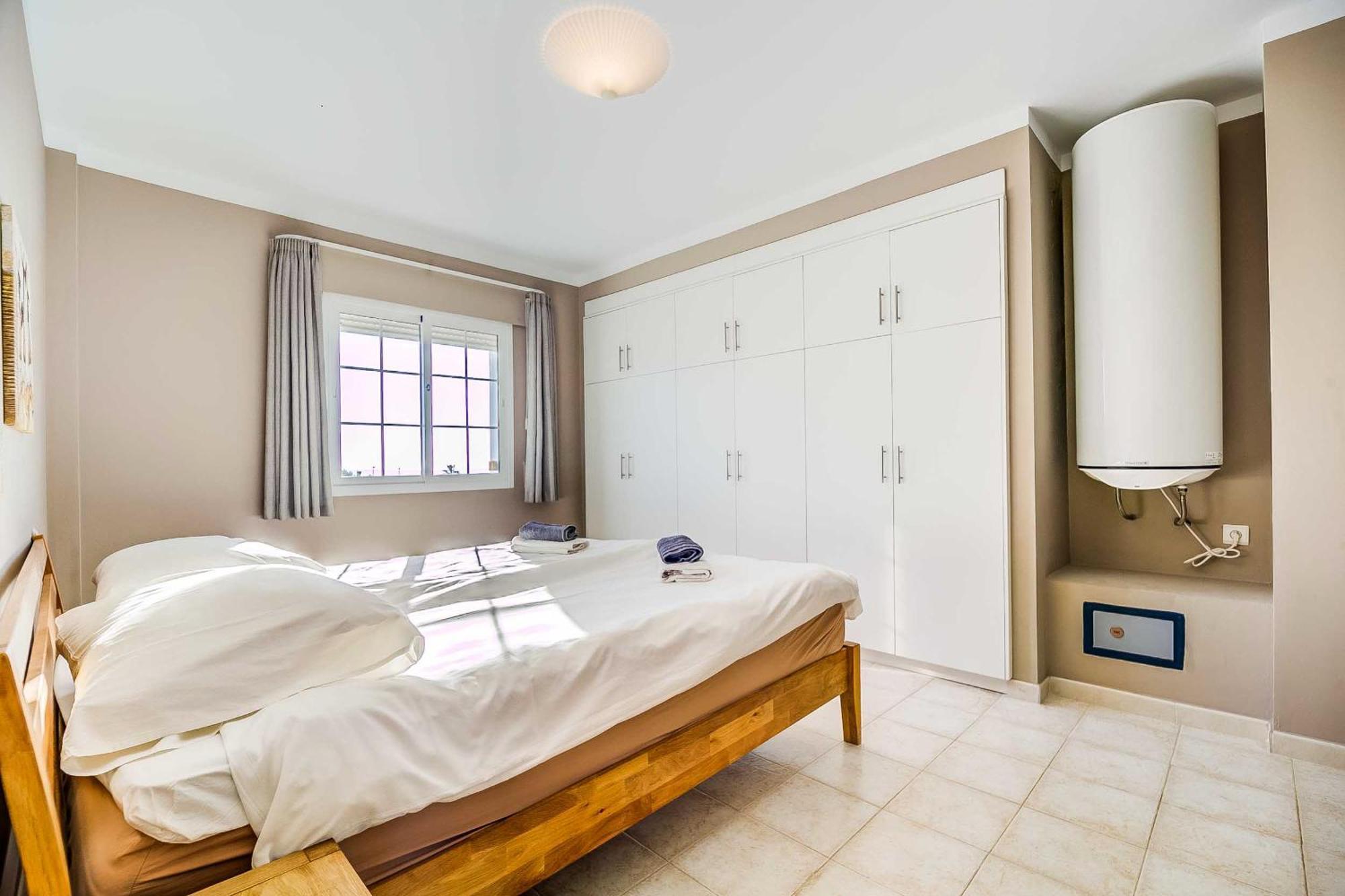 108-villa, 2 Minutes Walk To The Beach, Heated Pool * Málaga