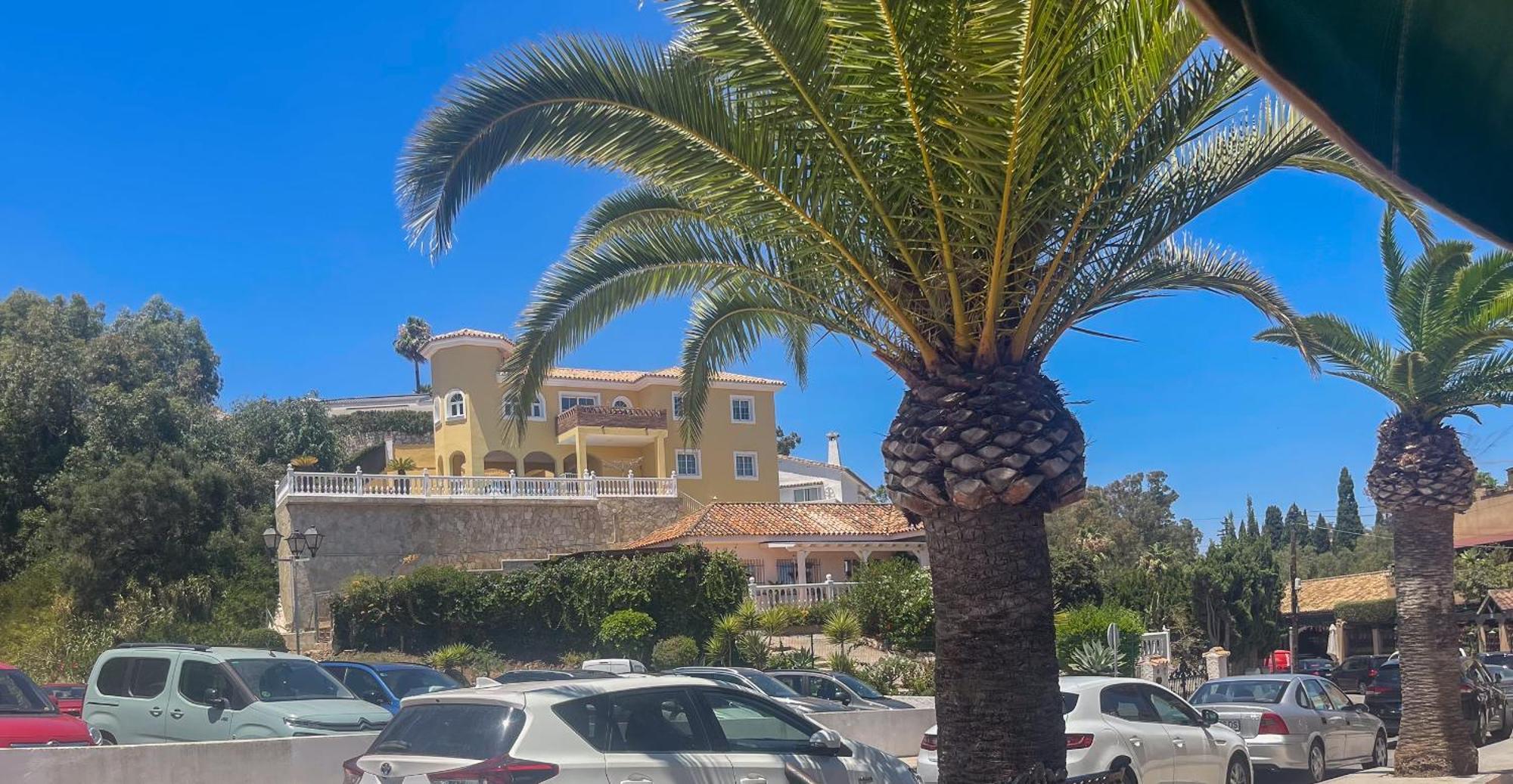 108-villa, 2 Minutes Walk To The Beach, Heated Pool Málaga