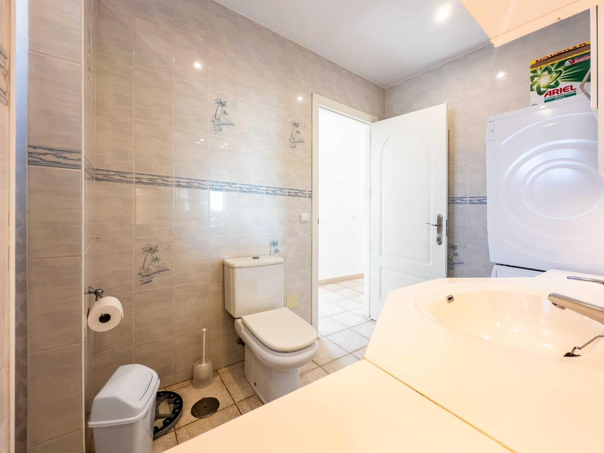 108-villa, 2 Minutes Walk To The Beach, Heated Pool Málaga